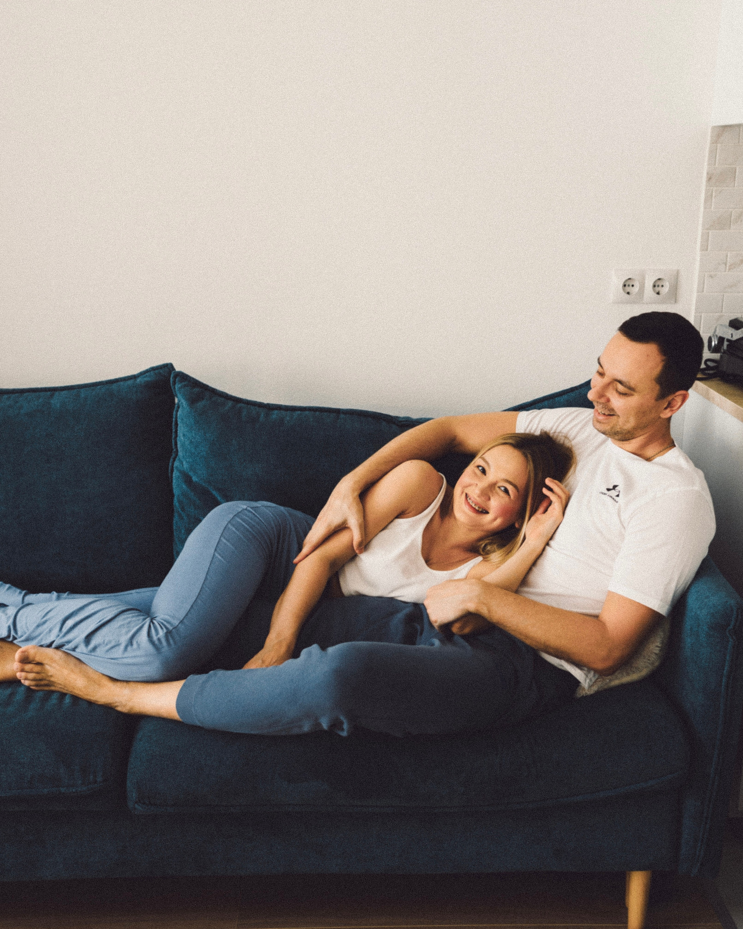 Лавстори дома. Женский и лавстори фотограф в Москве Елена Аксютко