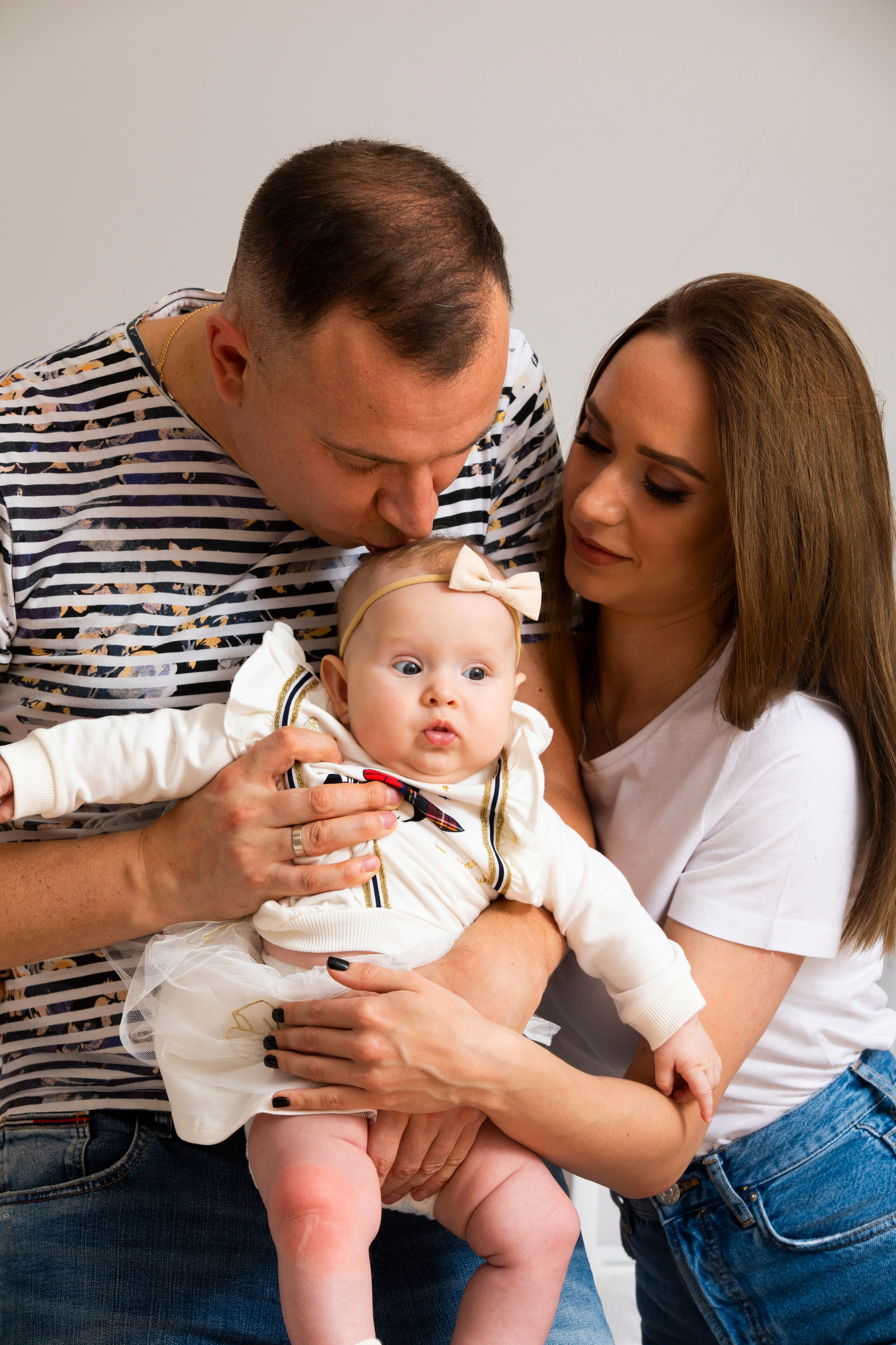 Семейные фото у Вас дома «Ася Игорь Алина ". ФОТОХУДОЖНИК