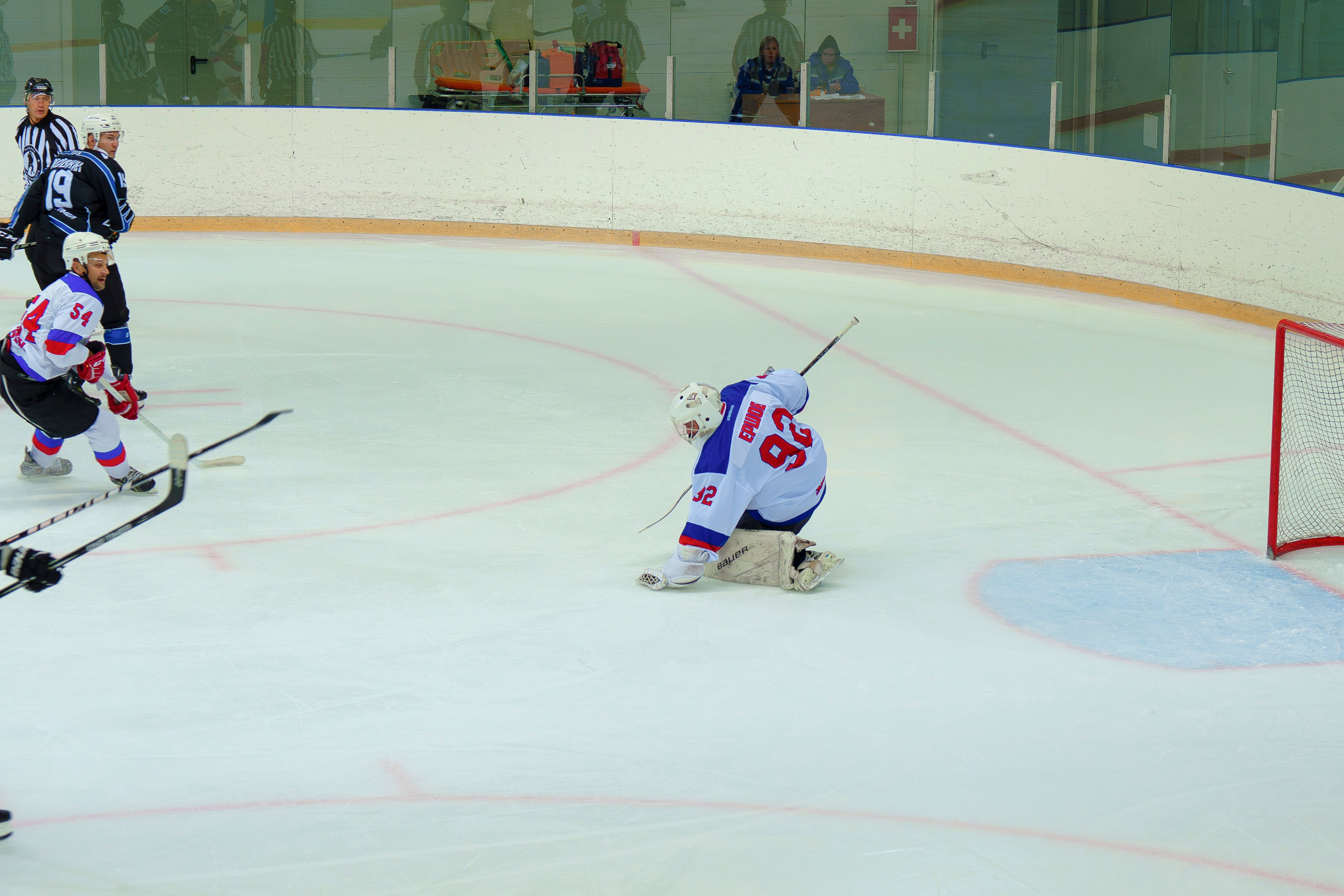 Фотосъемка хоккейных матчей в Сочи. Фотограф видеограф Геннадий Янбаев в Сочи, Краснодаре