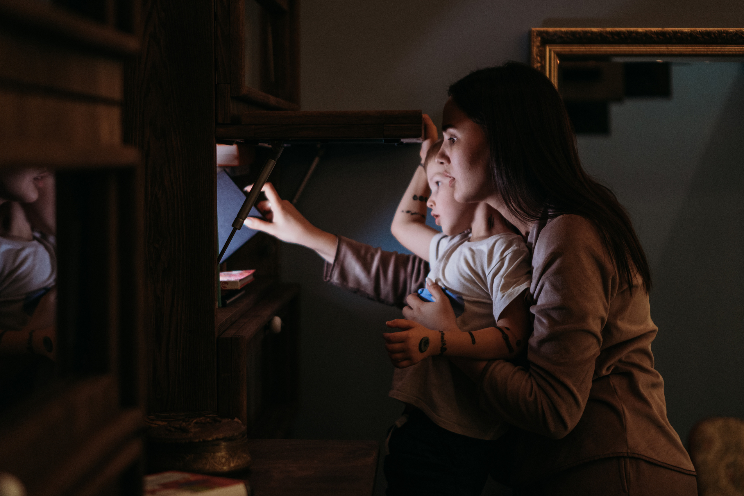 Съемка с активным ребенком (Платон и Саша). Семейный домашний фотограф в Барнауле Мария Лобастова