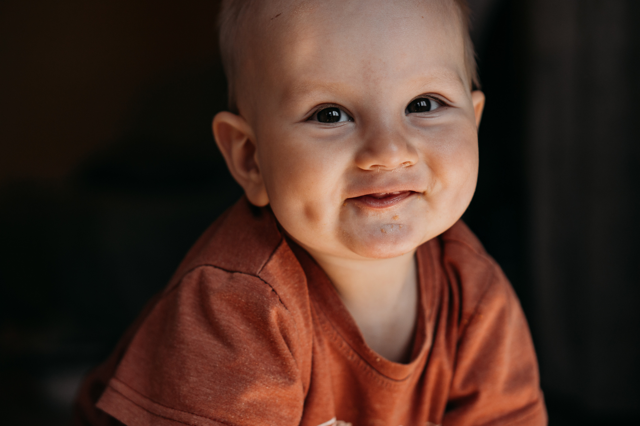 Один день мамы двух детей (Таня, Яша и Дарина). Семейный домашний фотограф в Барнауле Мария Лобастова