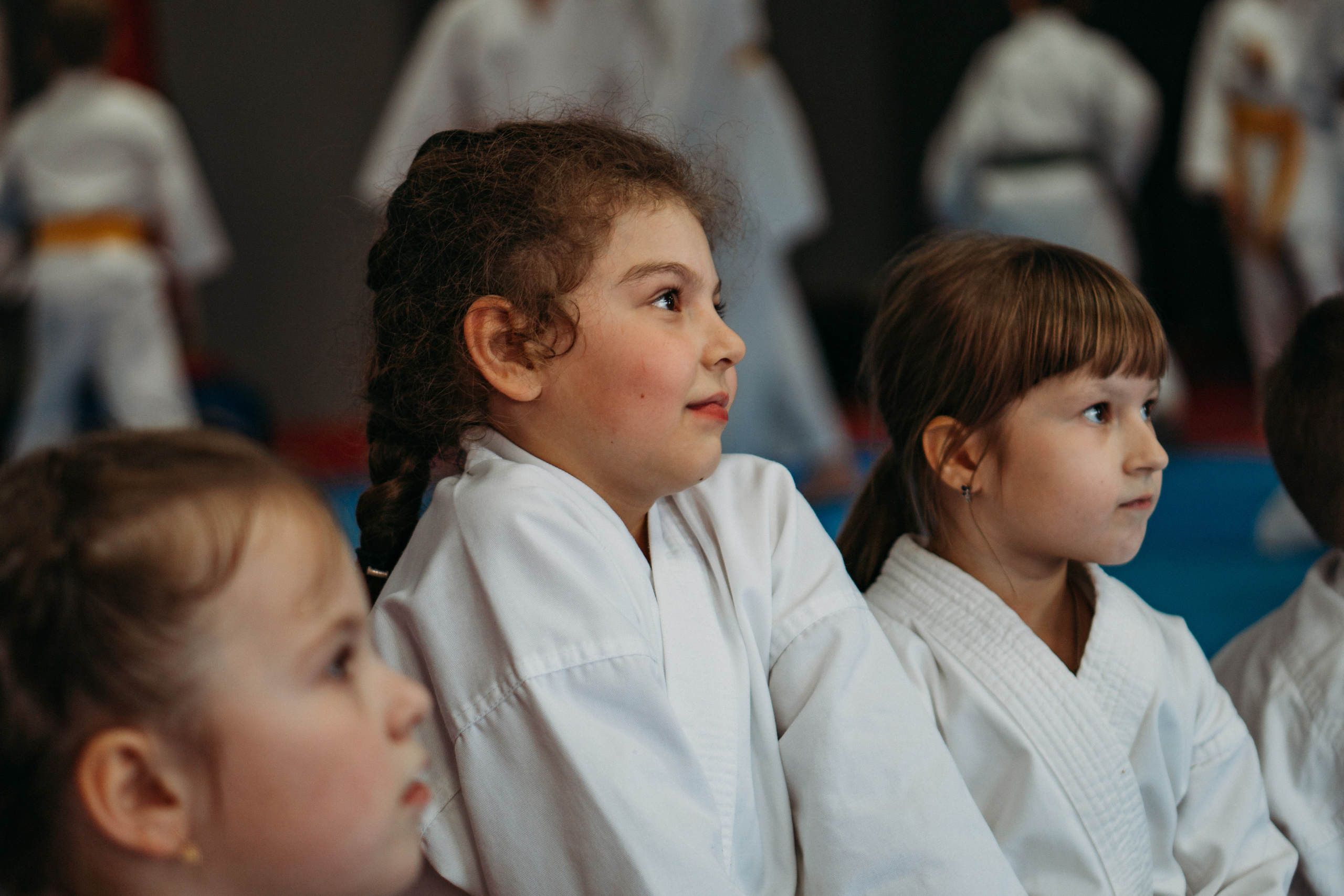Тренировка каратистов. Семейный домашний фотограф в Барнауле Мария Лобастова