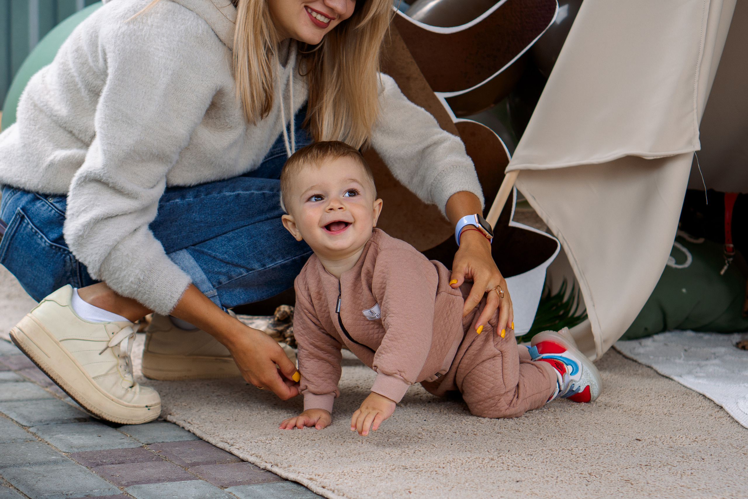 Годик Дане на даче. Семейный домашний фотограф в Барнауле Мария Лобастова