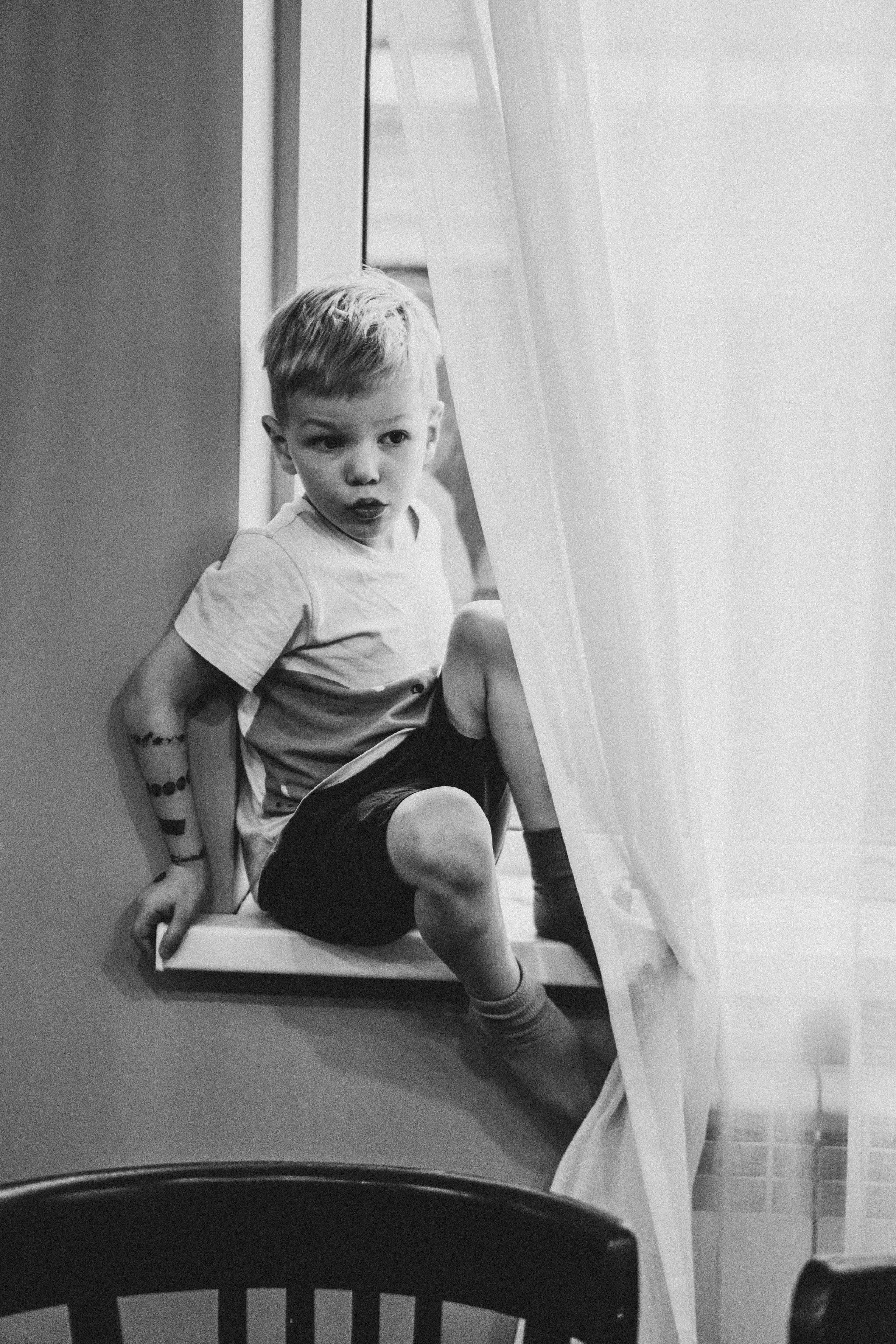 Съемка с активным ребенком (Платон и Саша). Семейный домашний фотограф в Барнауле Мария Лобастова