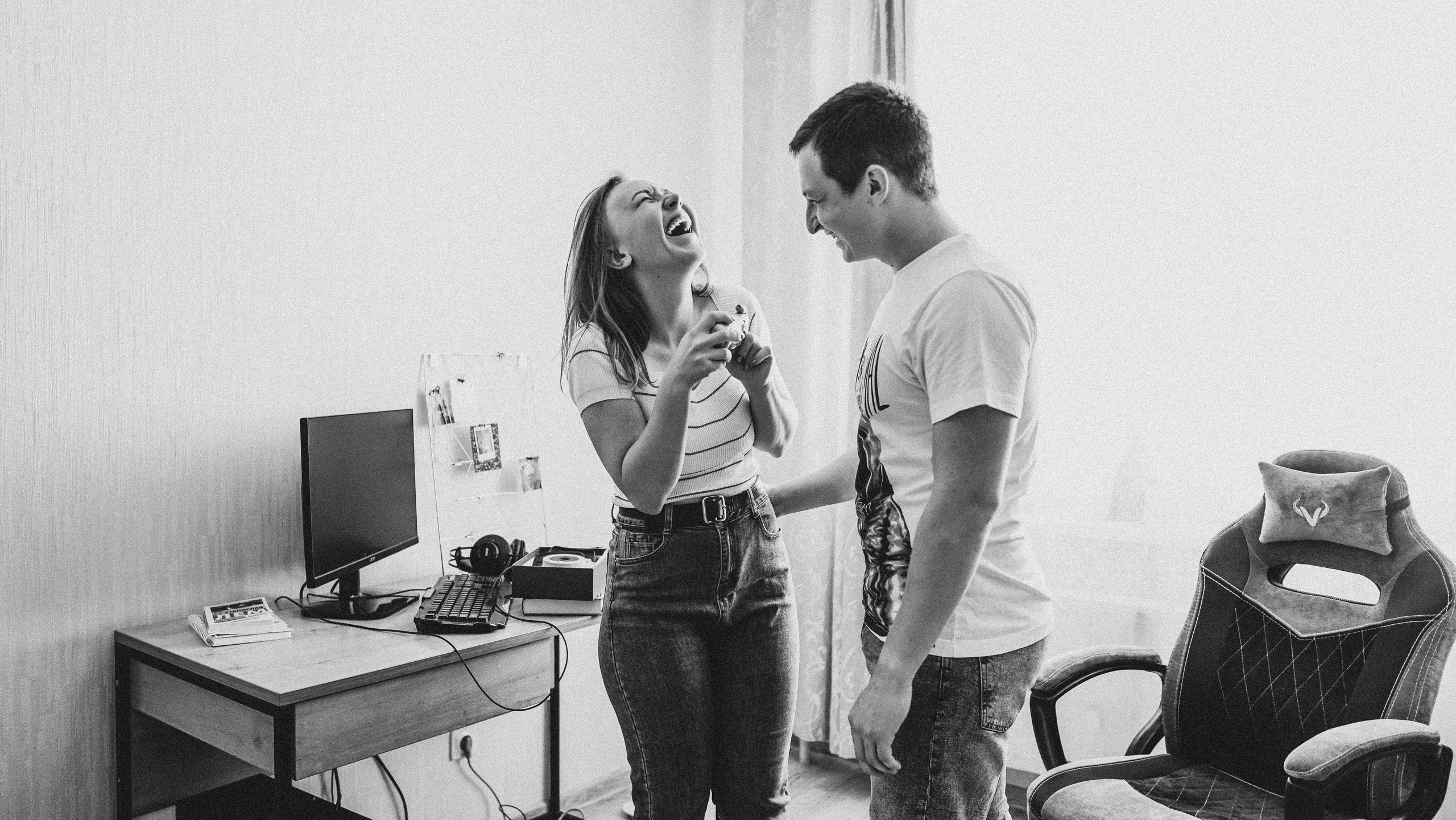 Лавстори в своей квартире (Ира и Илья). Семейный домашний фотограф в Барнауле Мария Лобастова