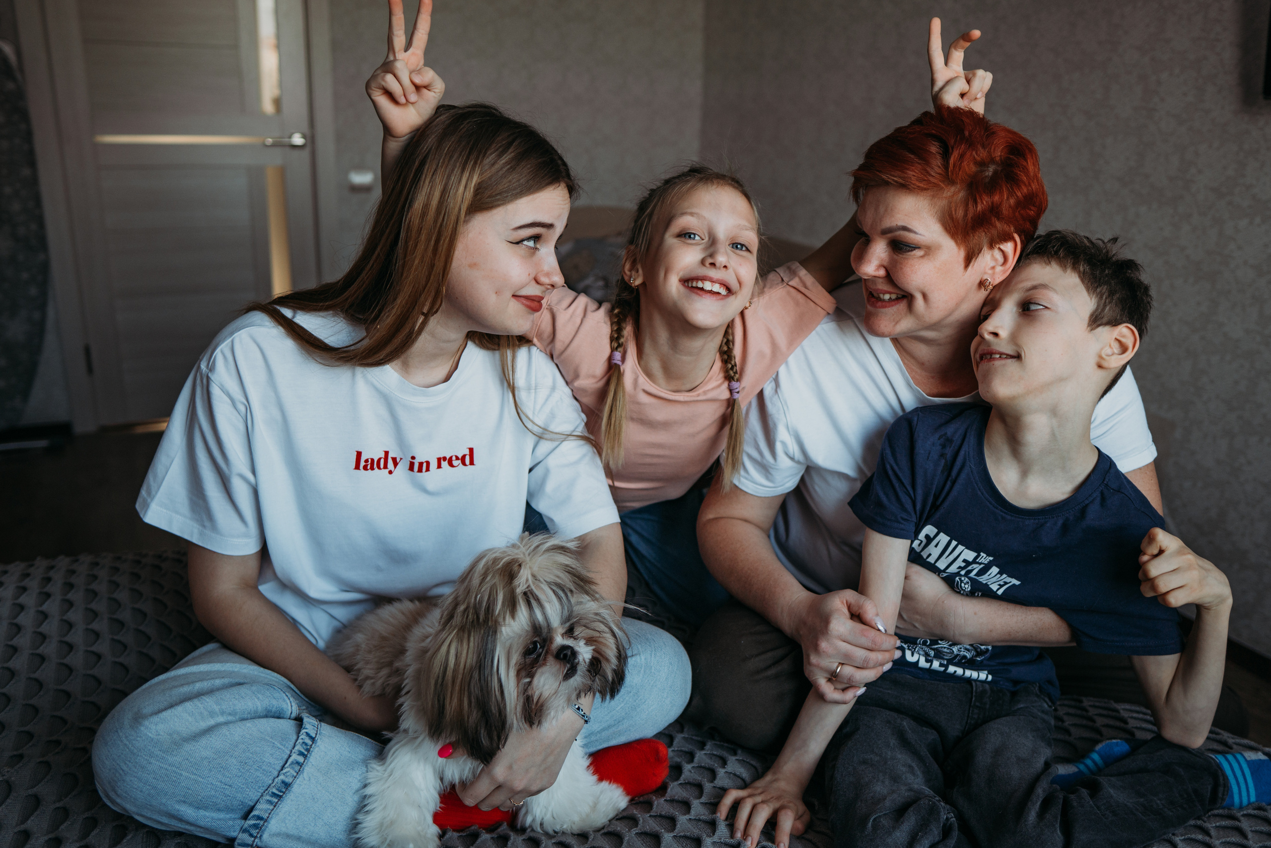 Большая семья с подростками и особенным ребенком (Ольга и ее дети). Семейный домашний фотограф в Барнауле Мария Лобастова