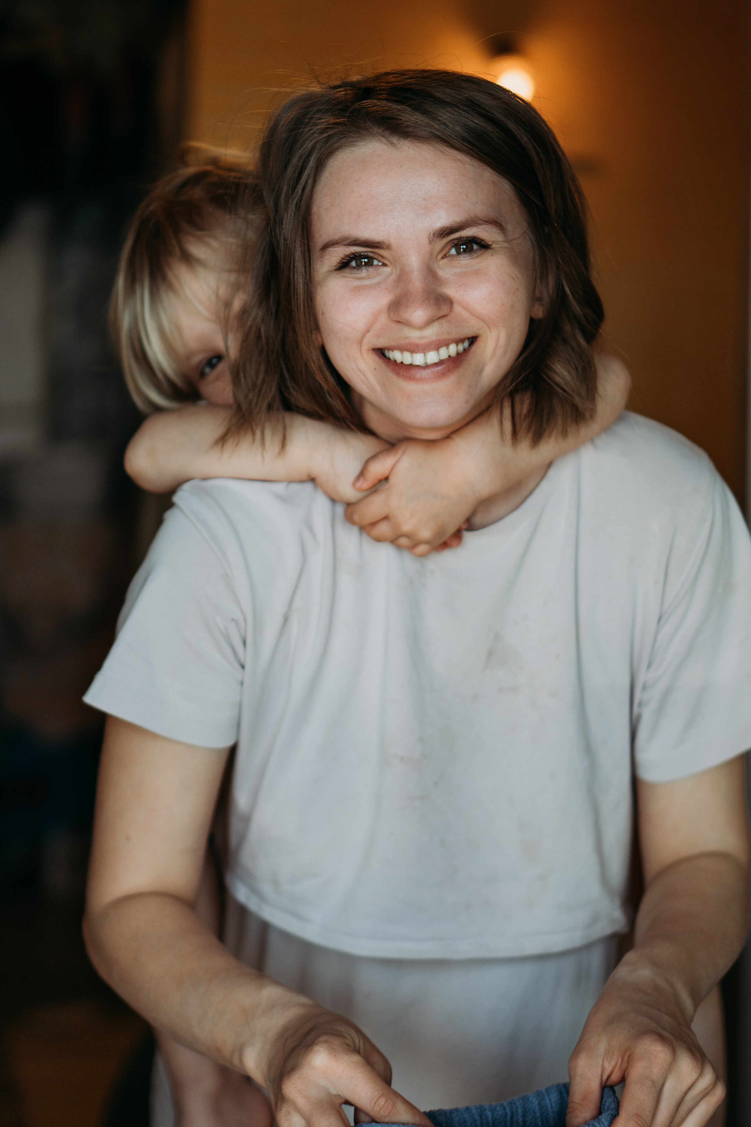 Один день мамы двух детей (Таня, Яша и Дарина). Семейный домашний фотограф в Барнауле Мария Лобастова