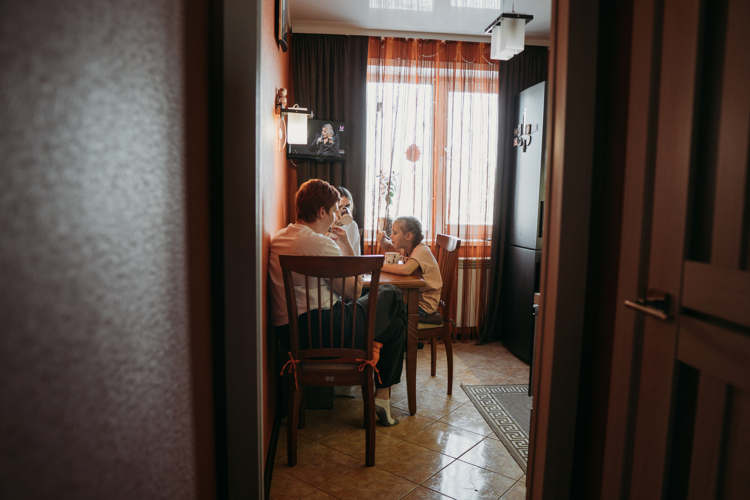 Большая семья с подростками и особенным ребенком (Ольга и ее дети). Семейный домашний фотограф в Барнауле Мария Лобастова