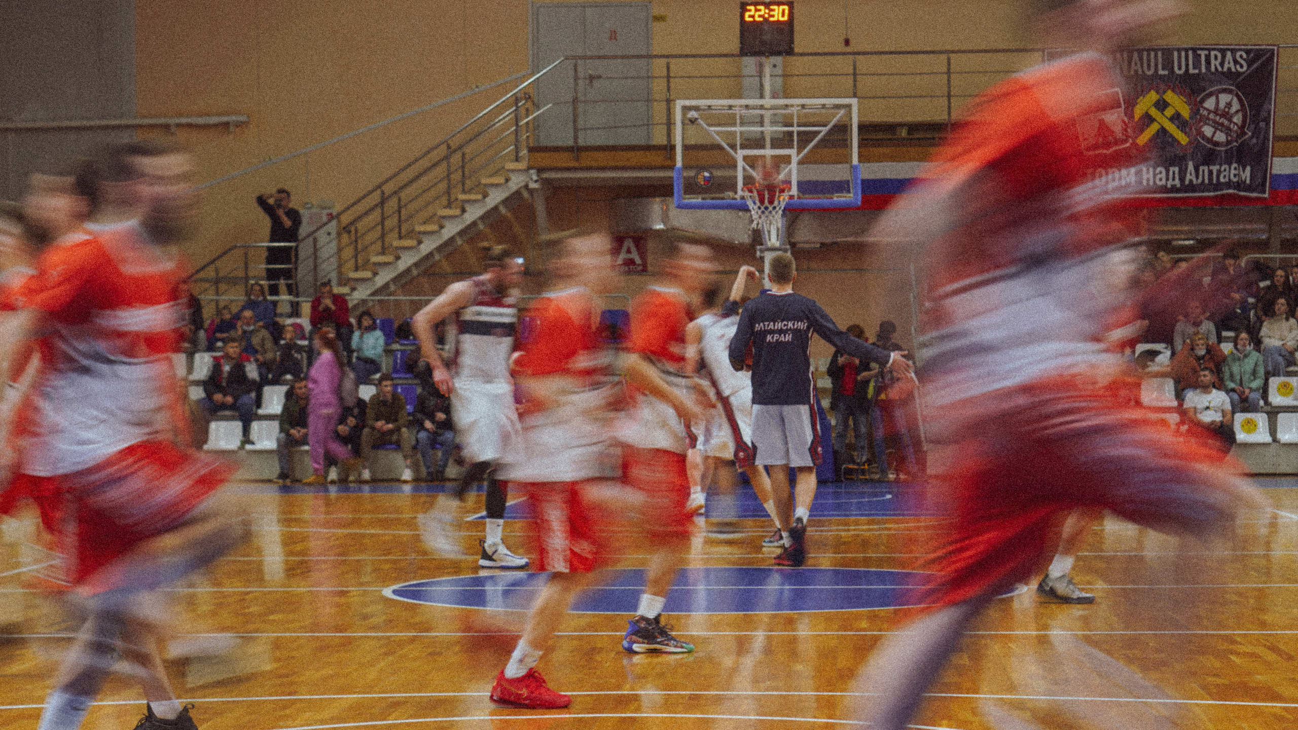 Соревнования по баскетболу. Семейный домашний фотограф в Барнауле Мария Лобастова