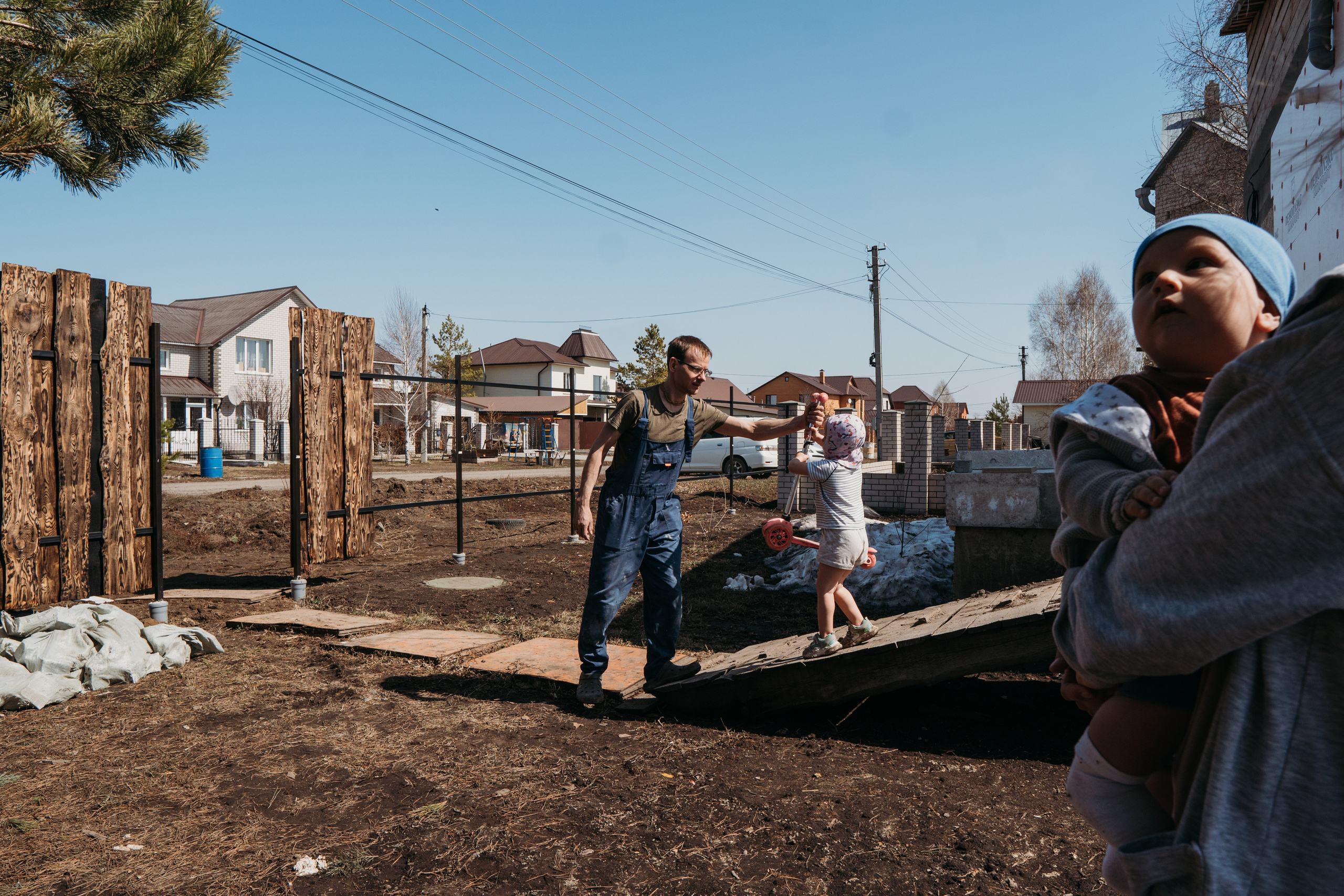 Один день мамы двух детей (Таня, Яша и Дарина). Семейный домашний фотограф в Барнауле Мария Лобастова