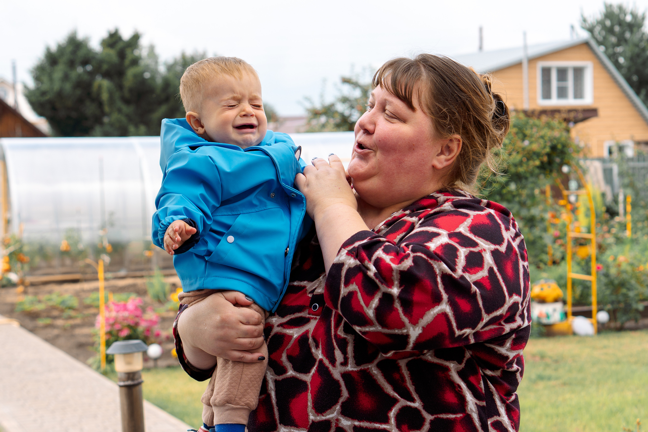Годик Дане на даче. Семейный домашний фотограф в Барнауле Мария Лобастова