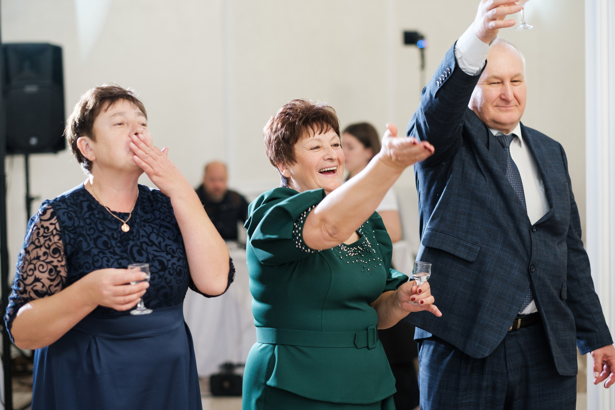 Александр и Лариса. Свадебный фотограф | репортаж | праздники | крещение