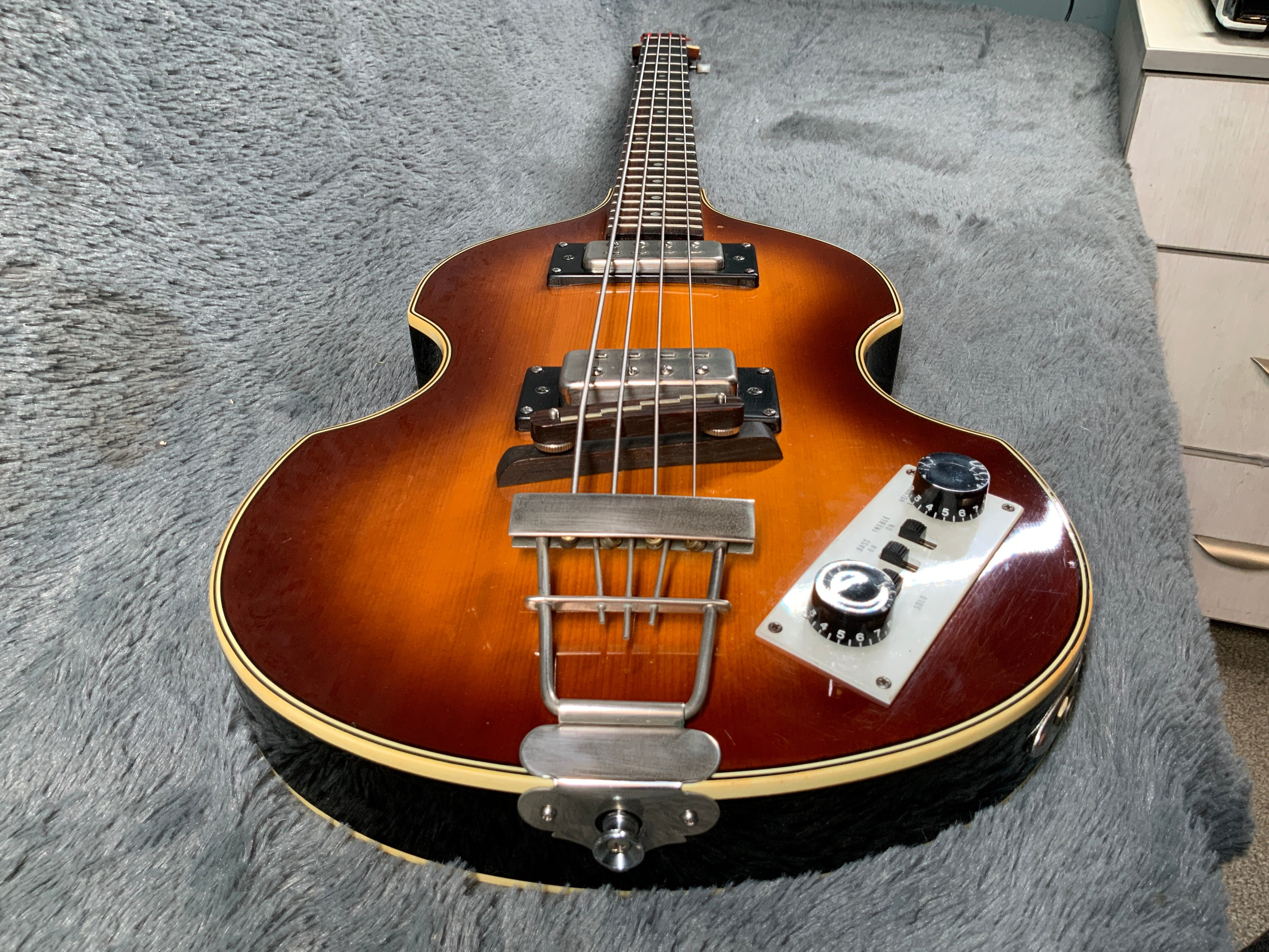 Norwegian Wood Vaio Bass
