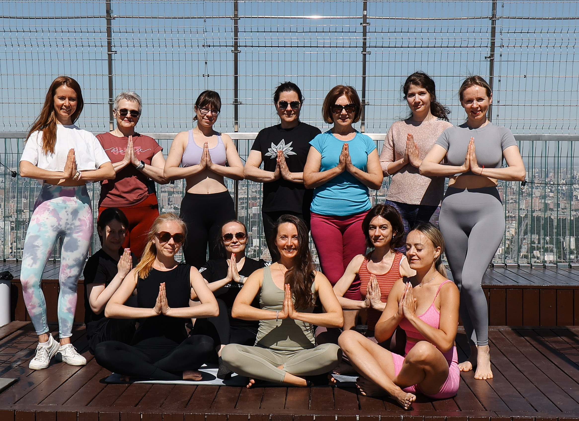 Йога на крыше Москва-Сити. Портретный фотограф Москва