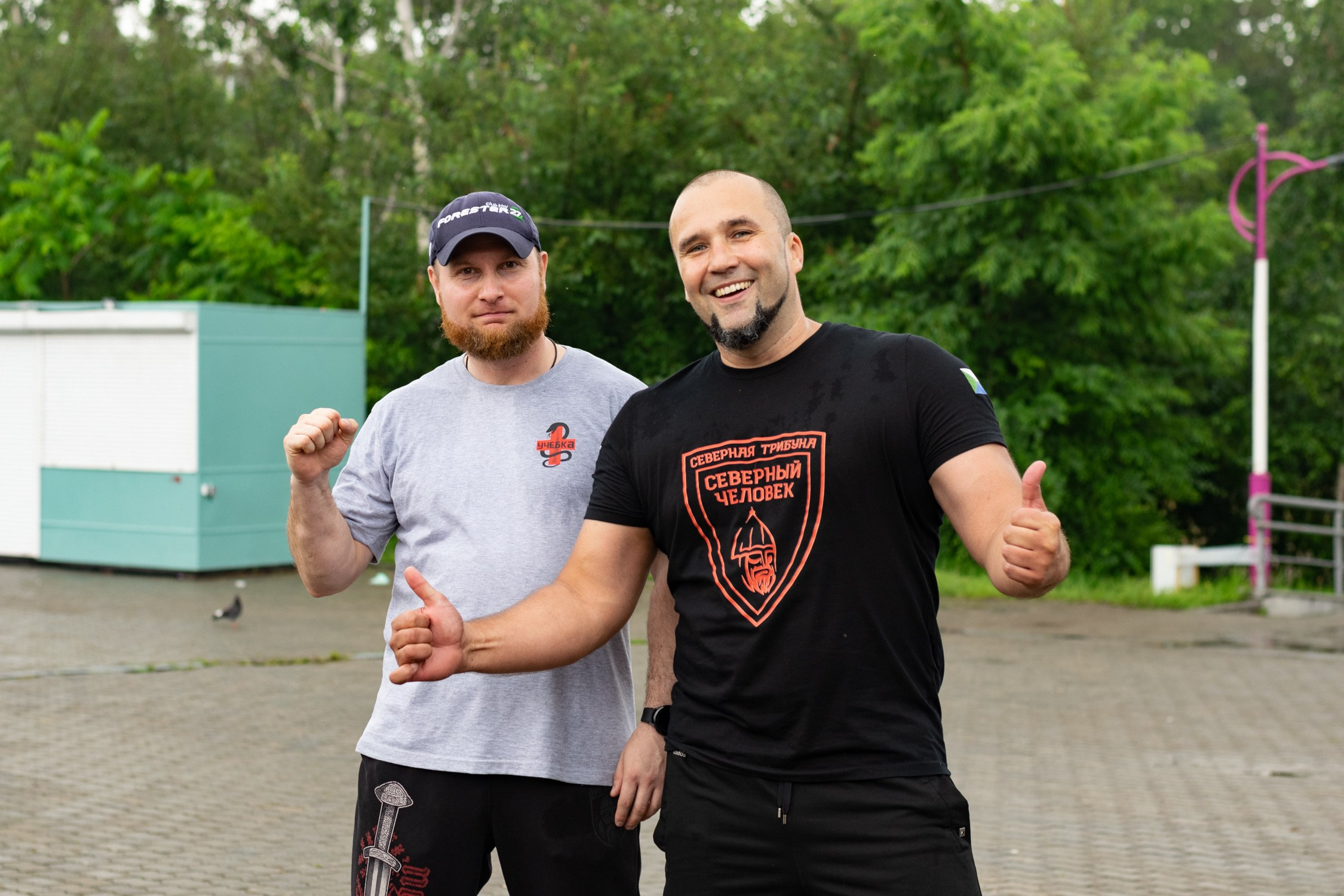 Антон Курдюмов фотограф в Хабаровске Рина Курдюмова фото27 foto27 Антон Дорофеев репортажный репортаж документалист Тони и Рина фотосоздатели День молодежи по-русски Хабаровск кинотеатр