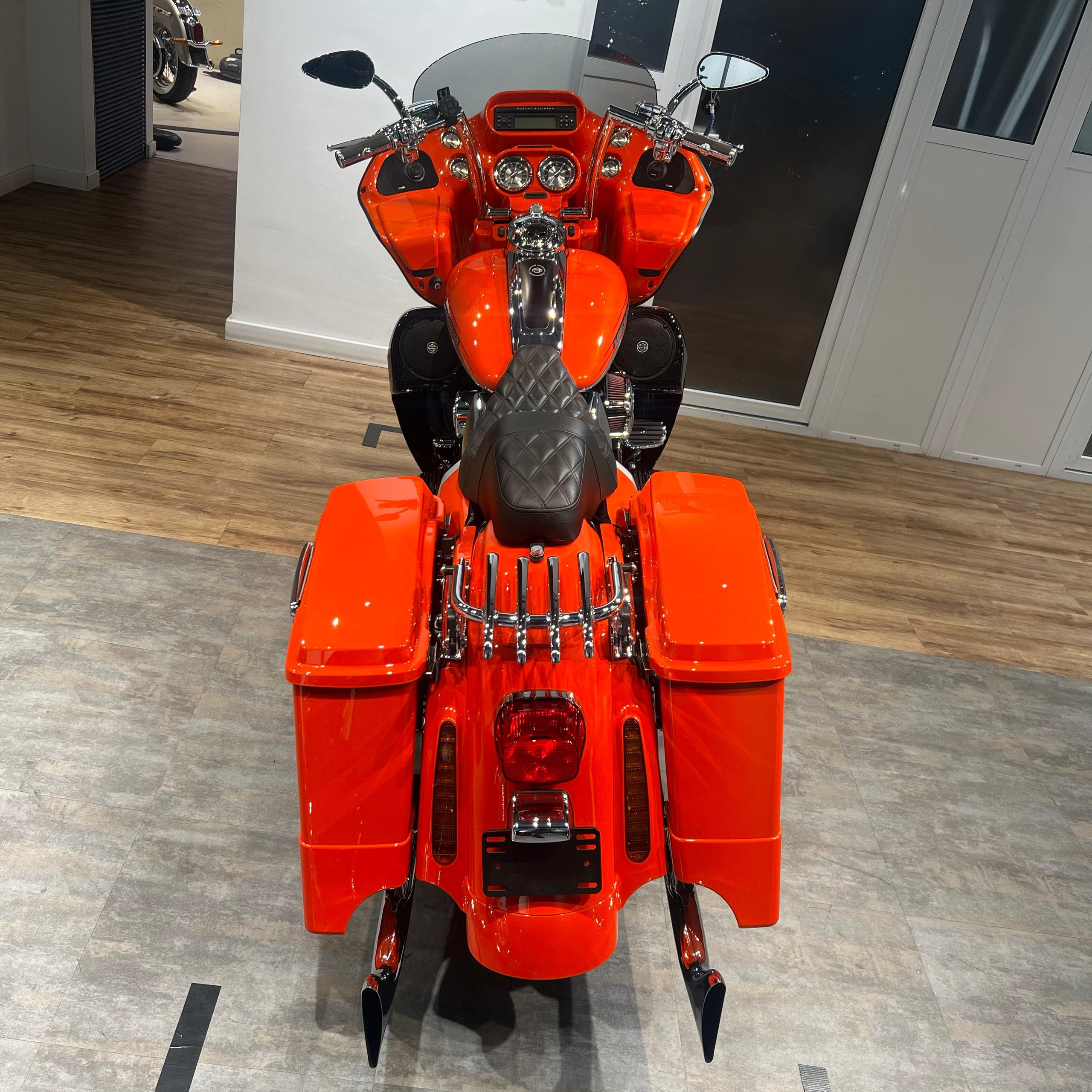 Harley Davidson CVO Road Glide (Electric Orange) (Touring) — купить мотоцикл. Hello Davidson, Москва. Только хорошие мотоциклы…