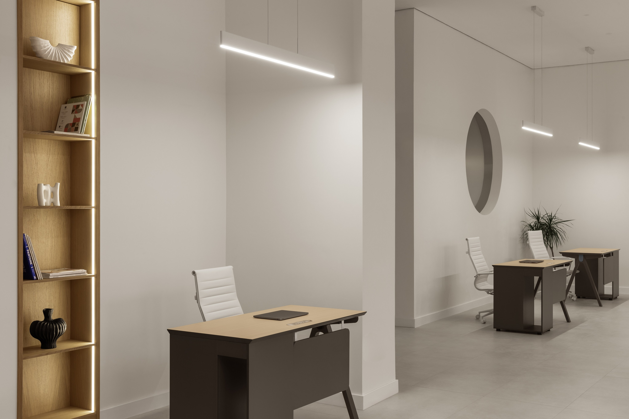 Дарина Иржанова — офис Траст Петролиум. Roman Yakunin — interior photographer in Almaty, Kazakhstan