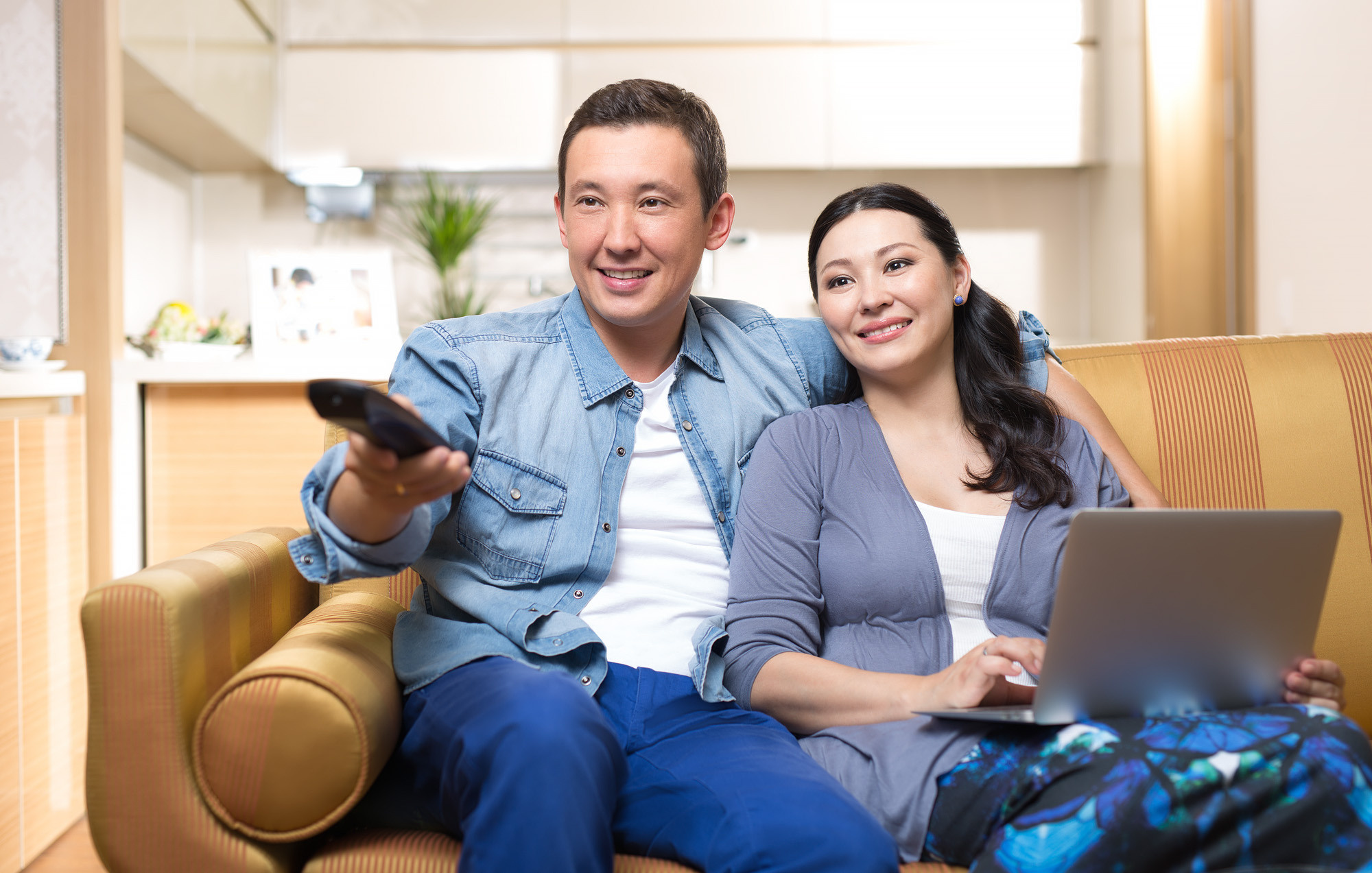 Коммерческая и рекламная фото видео съемка. Арт фотограф и видеограф в Алматы Роман Барелко