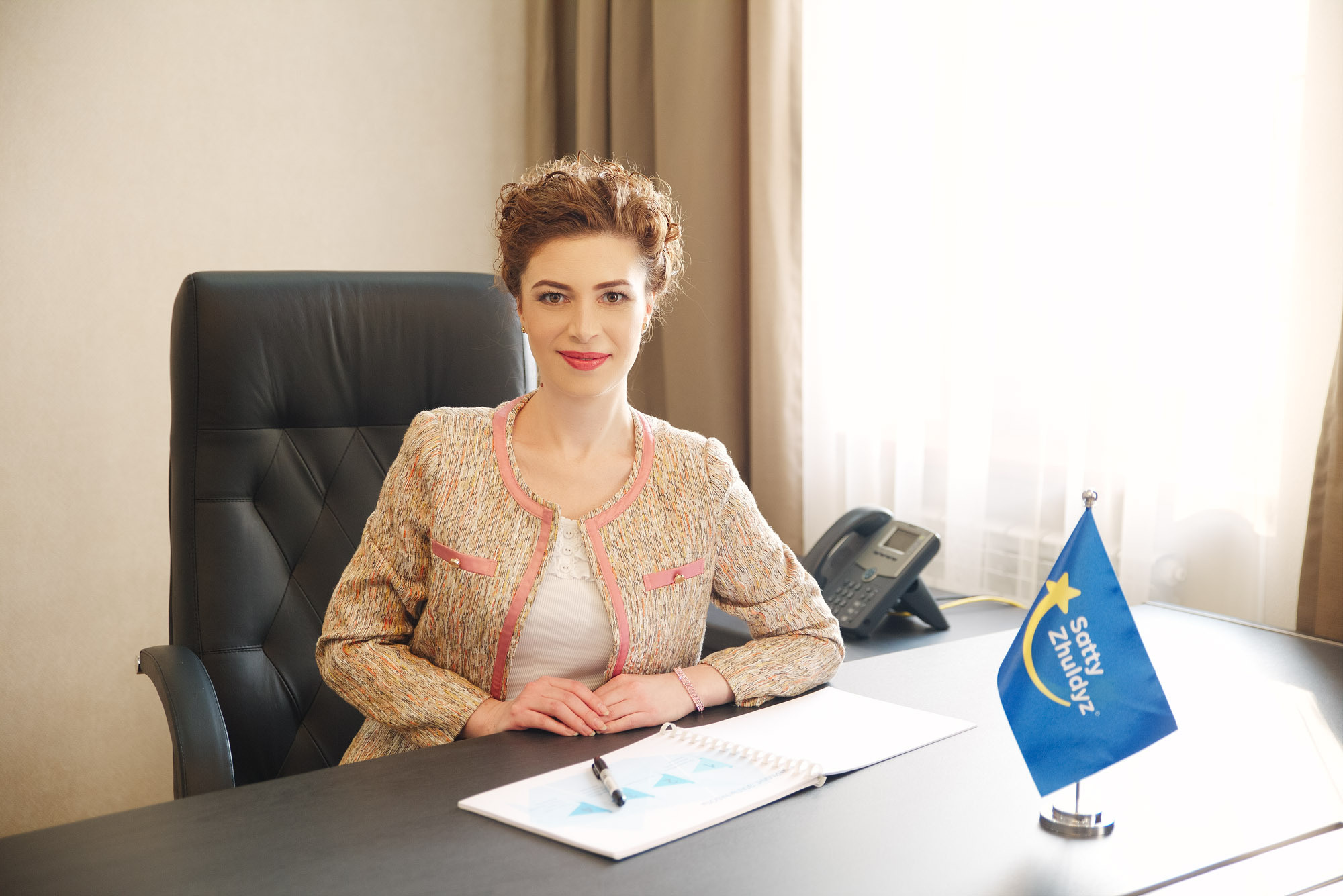 Фотосъемка делового или бизнес портрета в студии или на выезде. Арт фотограф и видеограф в Алматы Роман Барелко