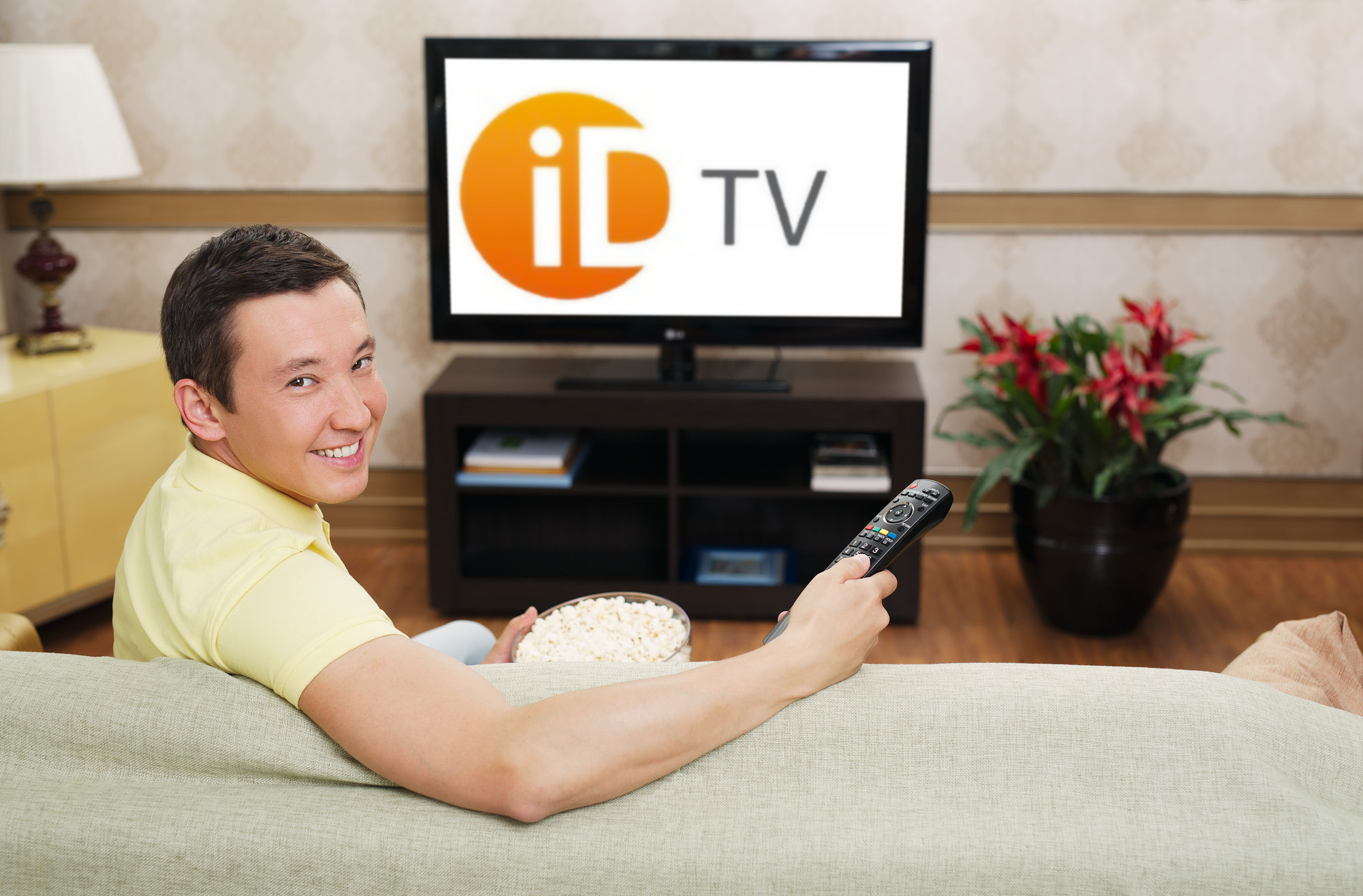 Коммерческая и рекламная фото видео съемка. Арт фотограф и видеограф в Алматы Роман Барелко