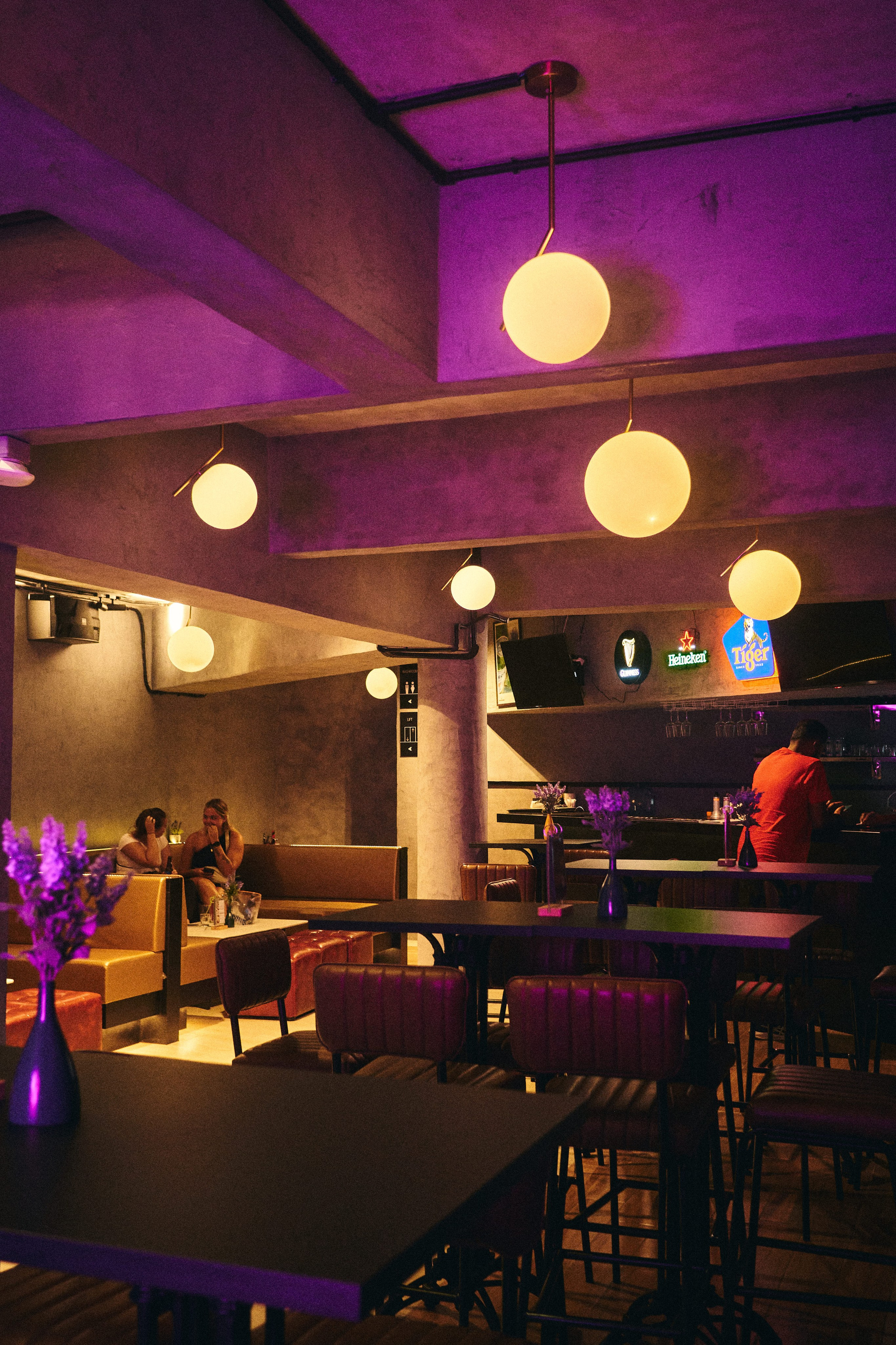 Lavender Mansion. See the moment and catche. commercial and reportage