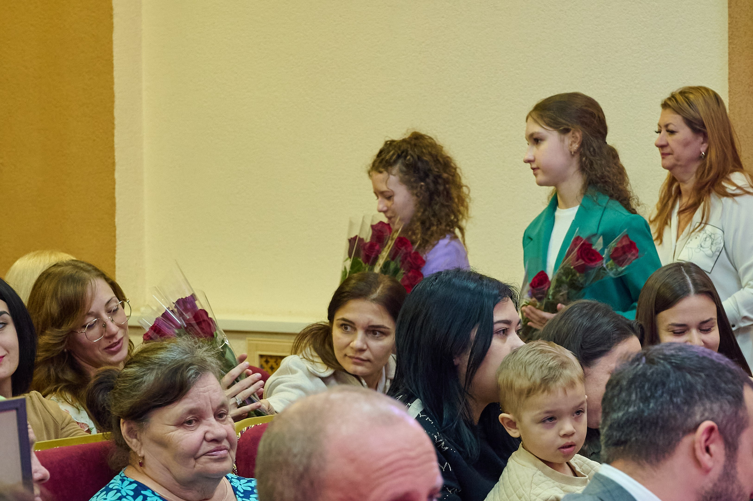 8 марта Виноградный. Жизнь курорта Кабардинка в фотографиях