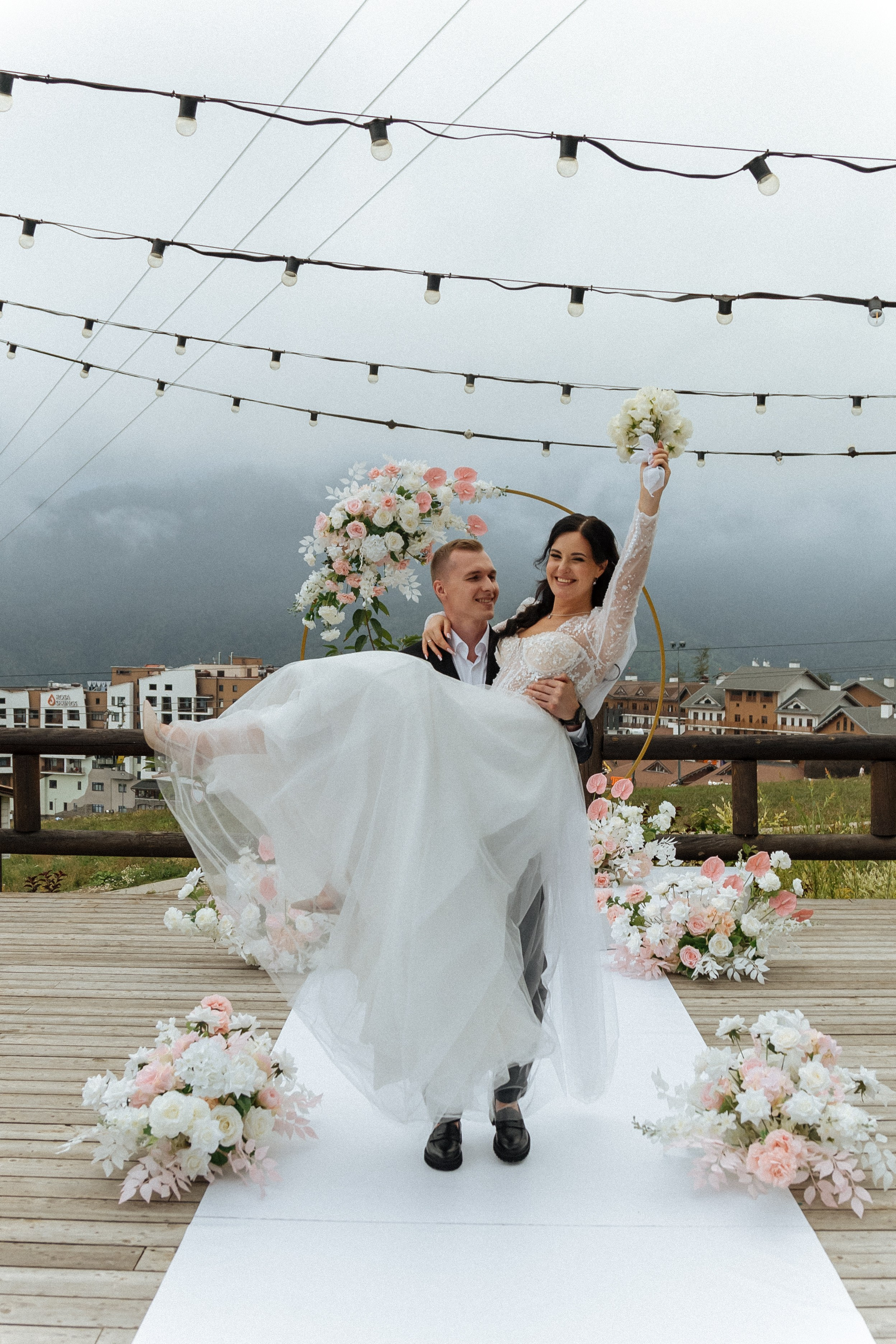 Свадебная Фотосессия в горах Сочи Красной поляны. Фотограф Сочи Адлер Сириус Красная поляна Олеся Минив