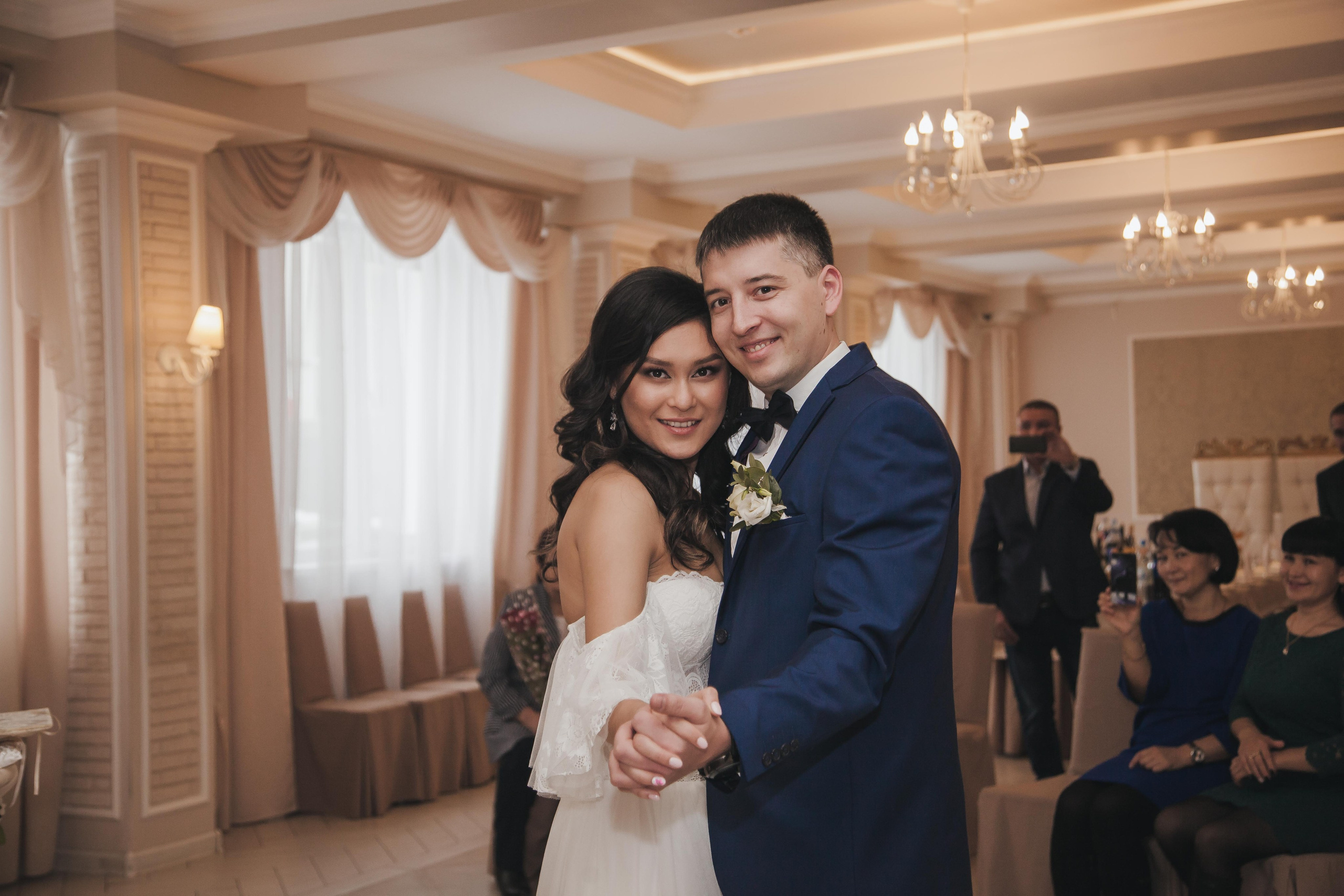 Сборы невесты в студии, зима. Креативный и женский Фотограф Омске Наталья Лебедева