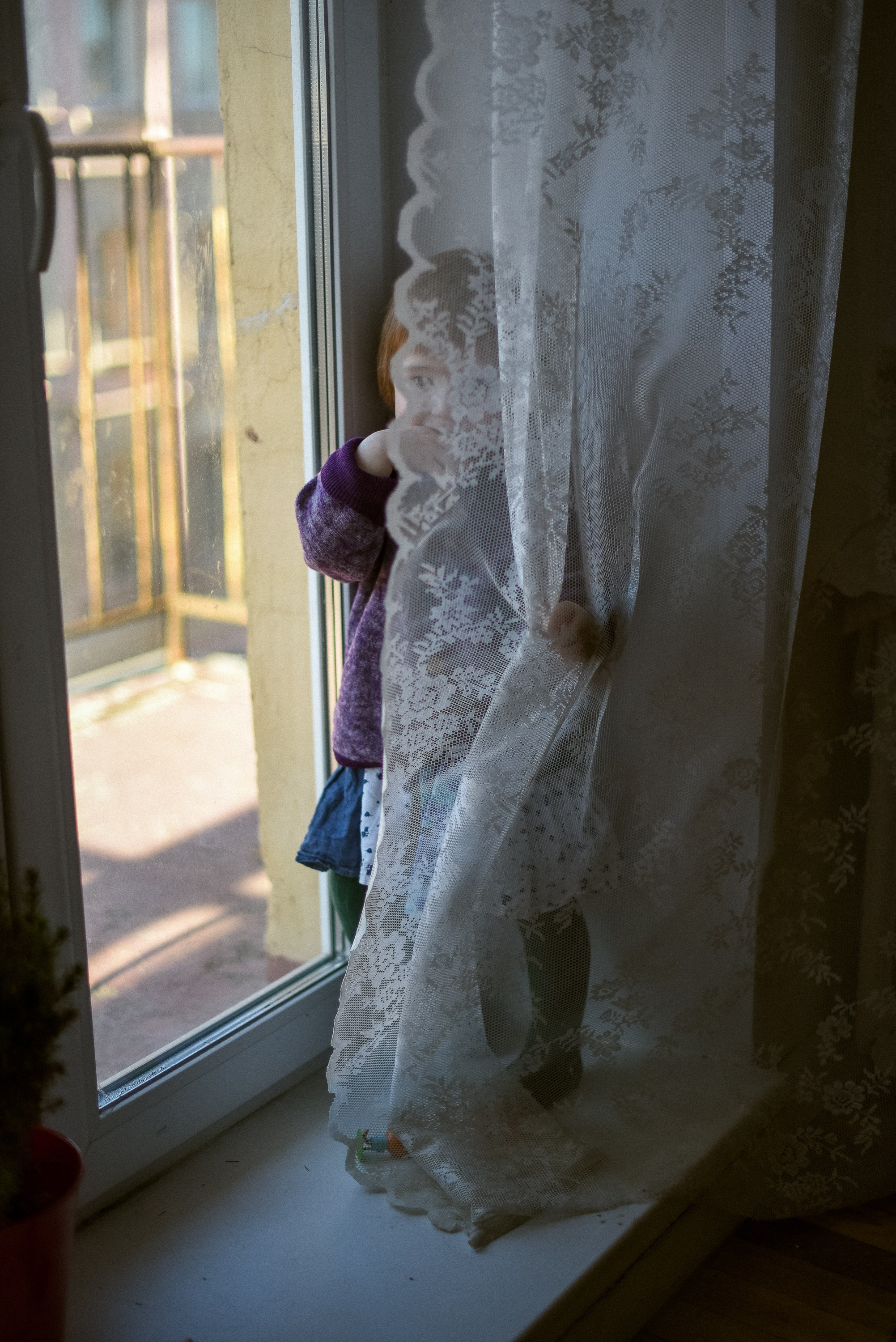 A Mom’s Day: The Everyday Hustle. Documentary family photography in Barcelona and beyond