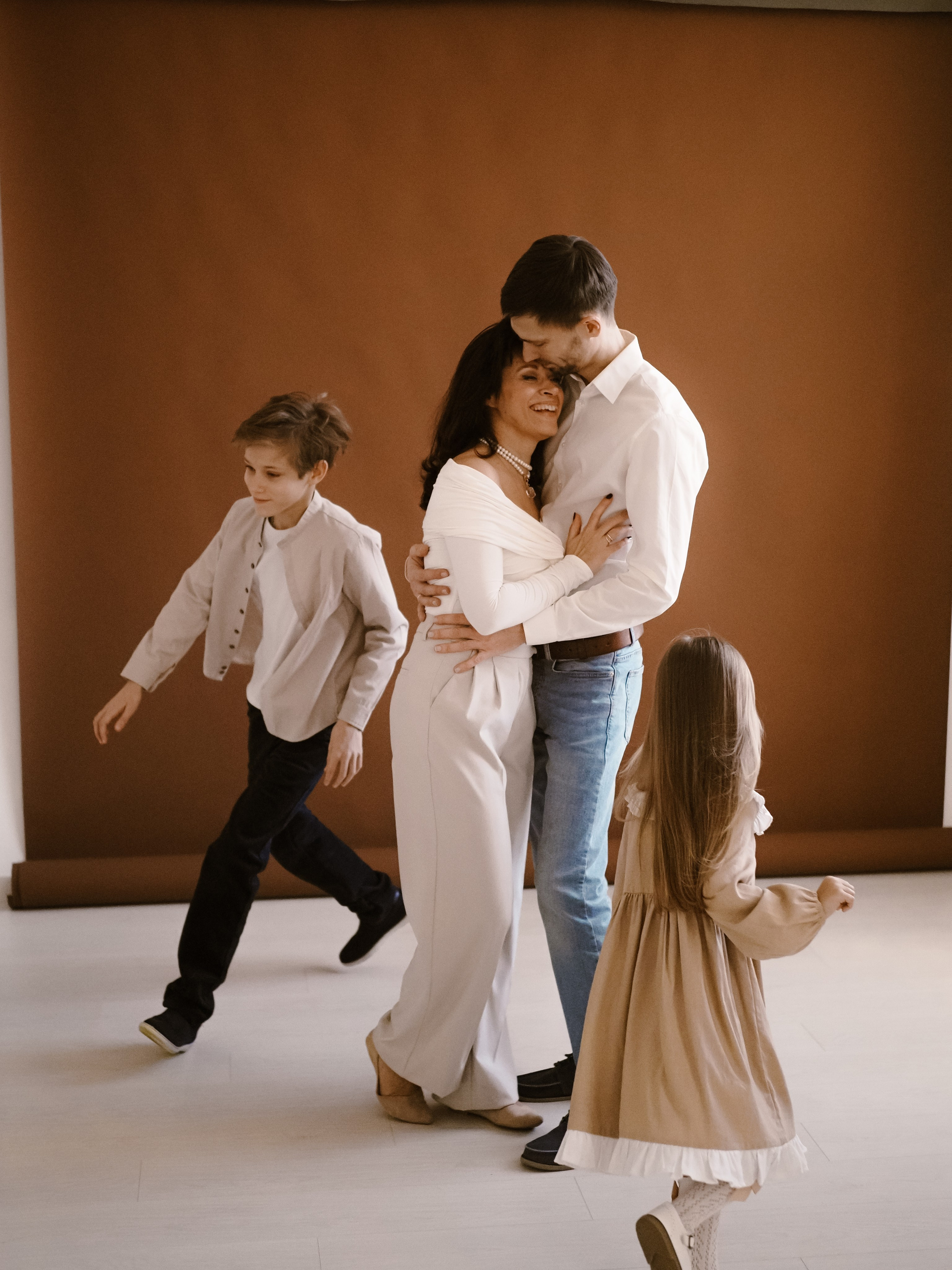 Хоровод детского смеха и родительской любви. Фотограф Рязань. Семейный Свадебный фотограф