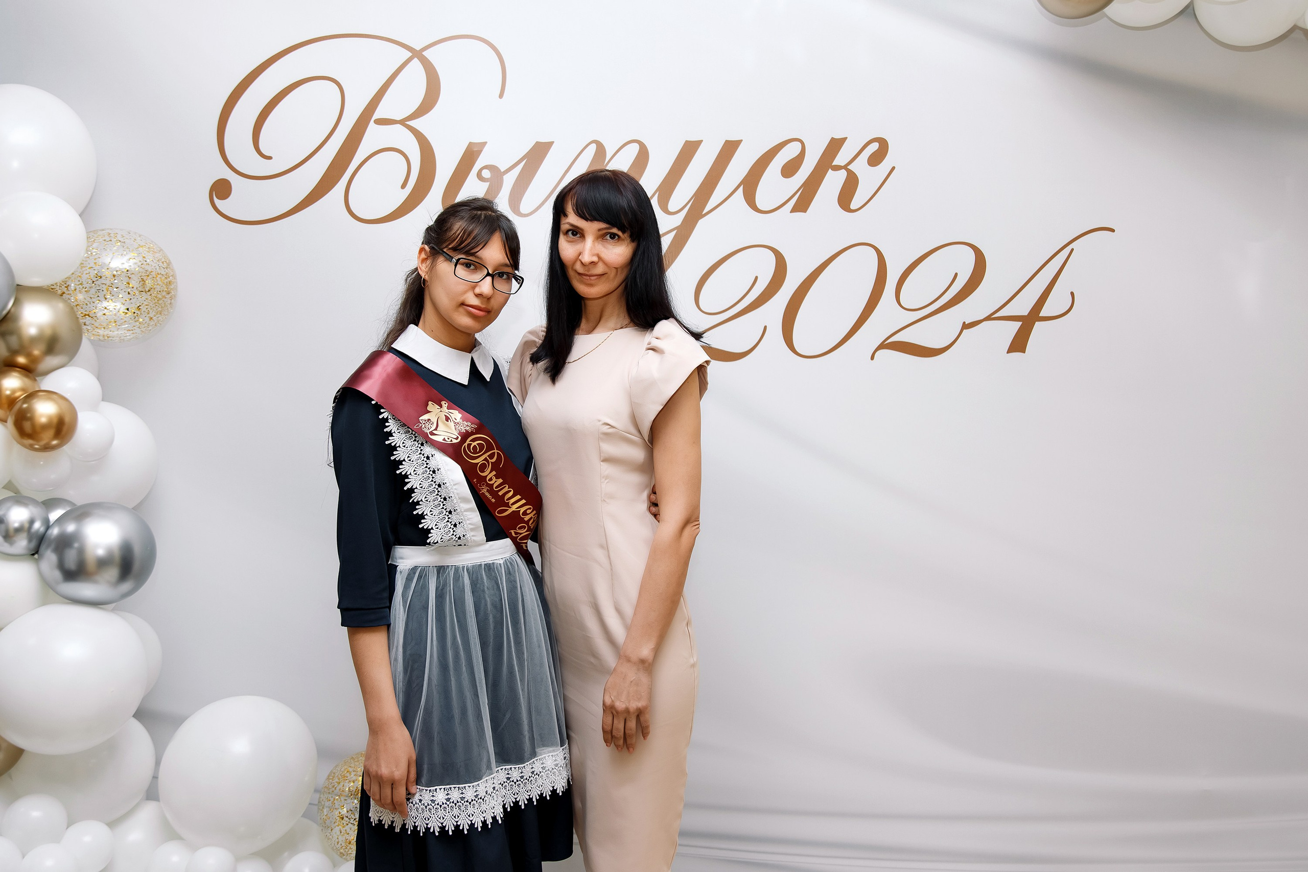 11 класс Последний звонок. Фотограф Любовь Корниенко, Примоский край