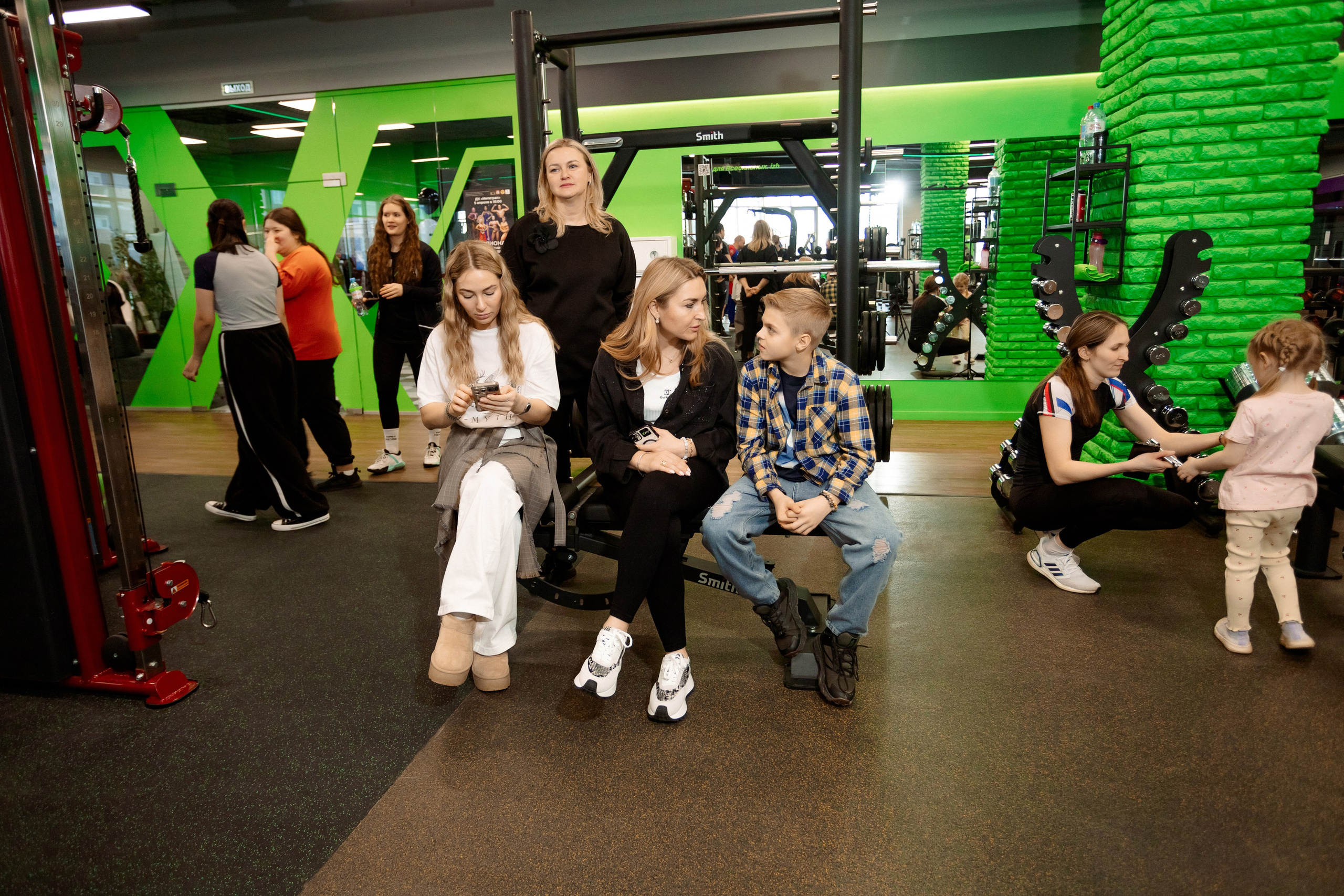 РЕПОРТАЖ: ФИТНЕСС-КЛУБ X-FIT. Профессиональный фотограф в Ижевске Леша Петров