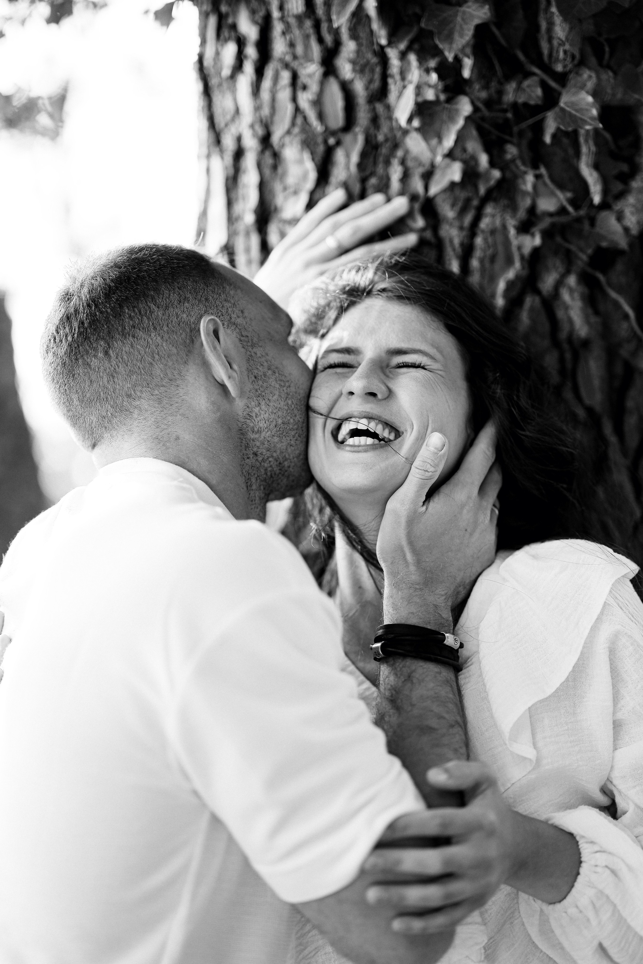 Фото — прогулка у крепости Сан Томазо. Абхазия. Свадебный и семейный фотограф в Абхазии Жанна Соснина