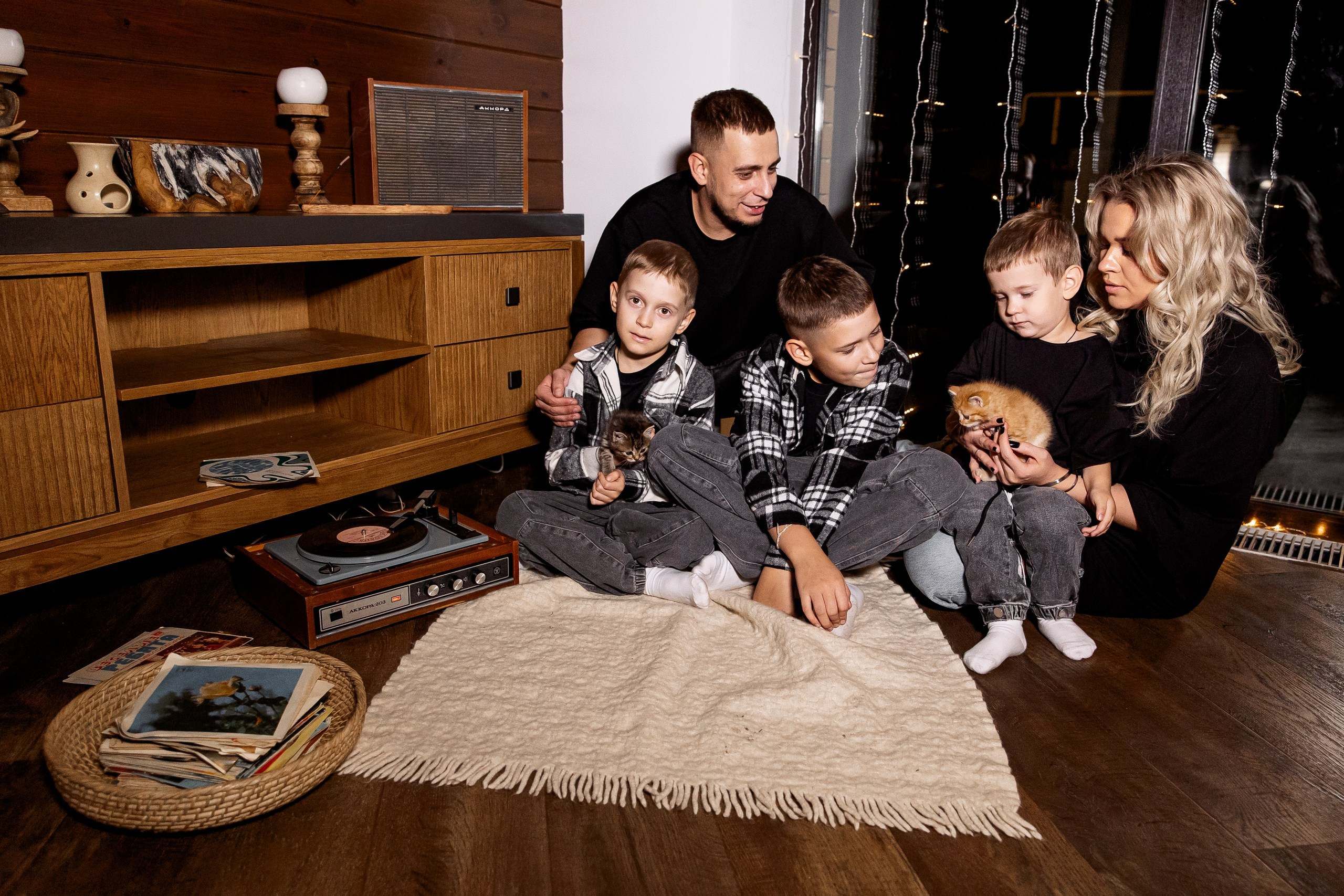 Эдуард и Дарья с сыновьями. Свадебный и семейный фотограф в Челябинске Юлия Ишимова