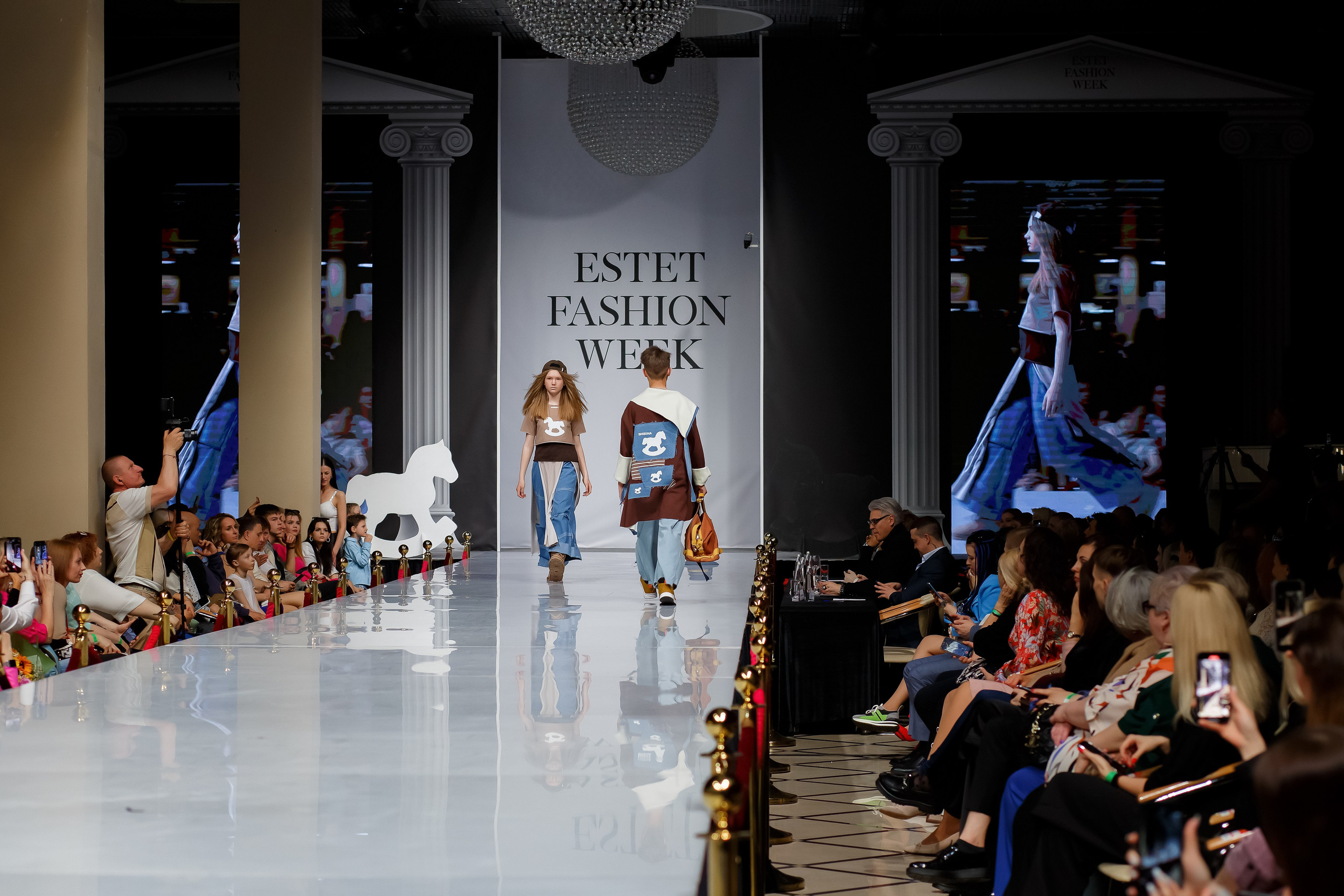 Показ дизайнера Надежды Шибиной на Estet Fashion Week. Фотограф в Подольске — Мария Бучнева