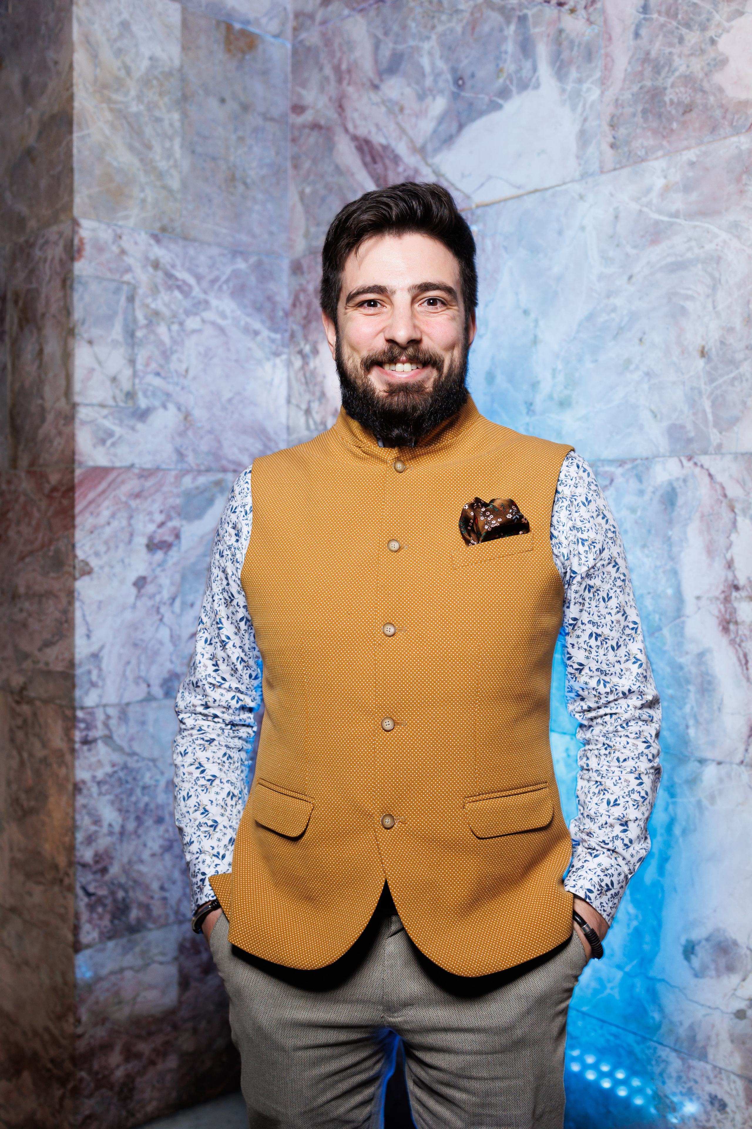 Репортаж. Суперфотограф Виталий Коликов