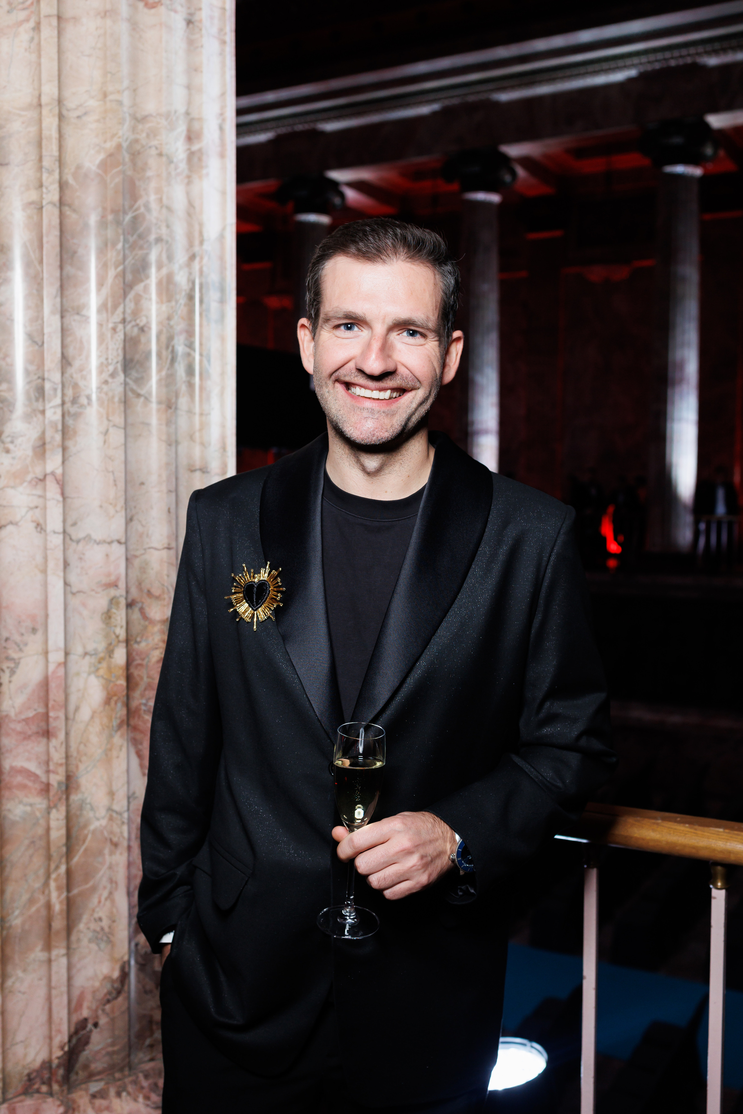 Репортаж. Суперфотограф Виталий Коликов