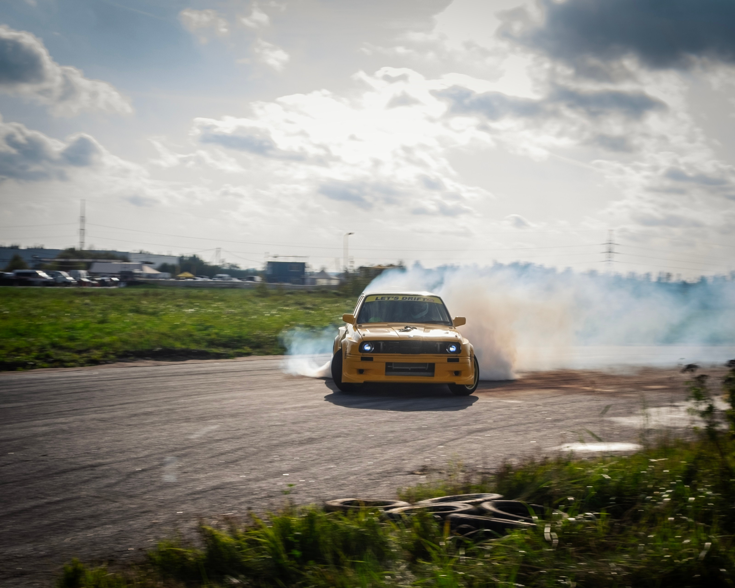 AUTODROM FEST 21.09.25. Автомобильные фотографии и рисунки в Санкт-Петербурги Пашков Дмитрий