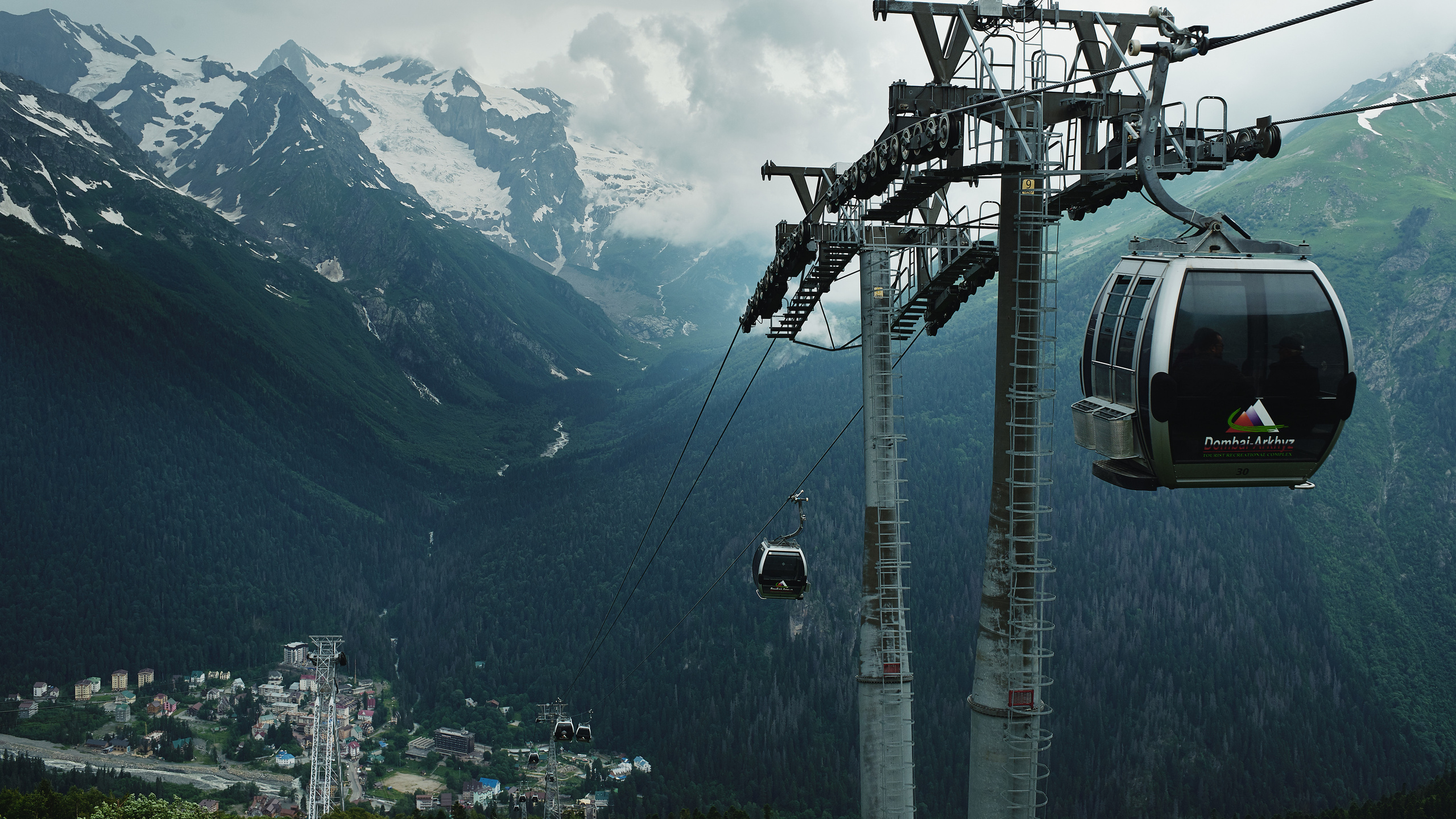 Карачаево-Черкессия, Домбай