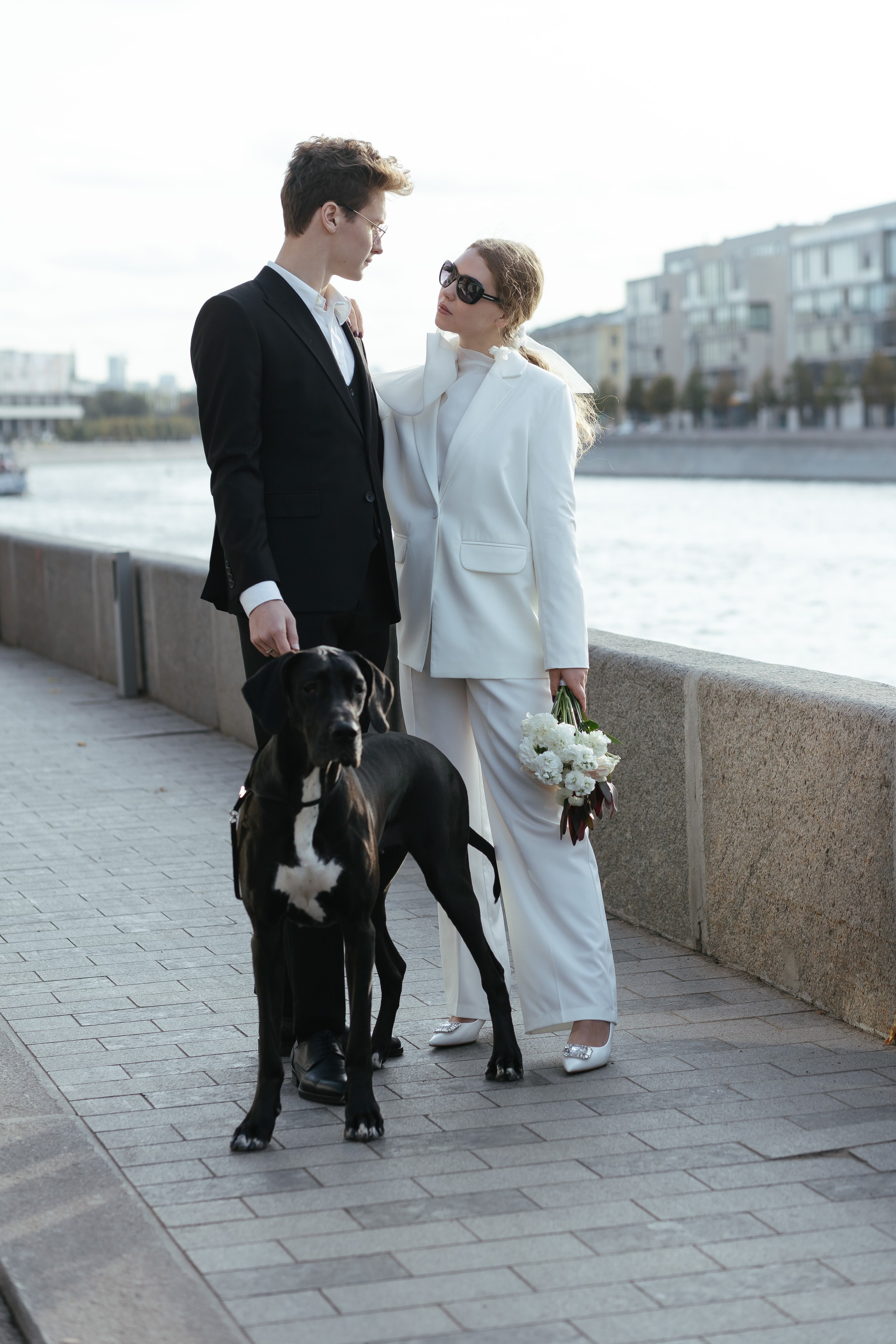 Таня и Егор. Городская прогулка. Свадебный фотограф Калуга Москва Диана Румянцева