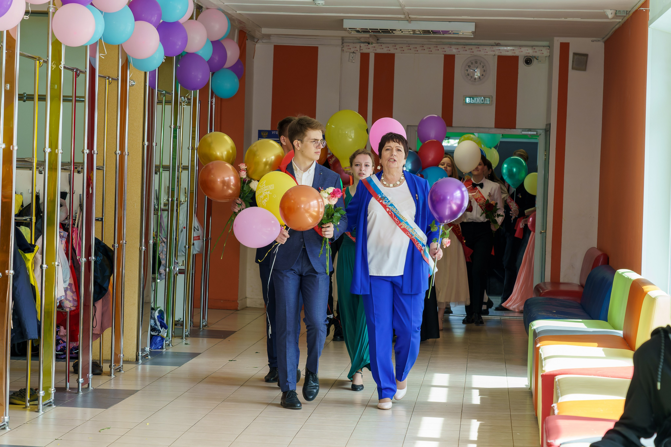 Фотосъёмка последний звонок, выпускной, бал. «Студия DRONAVT`s» — видеосъёмка и фотография г. Москва