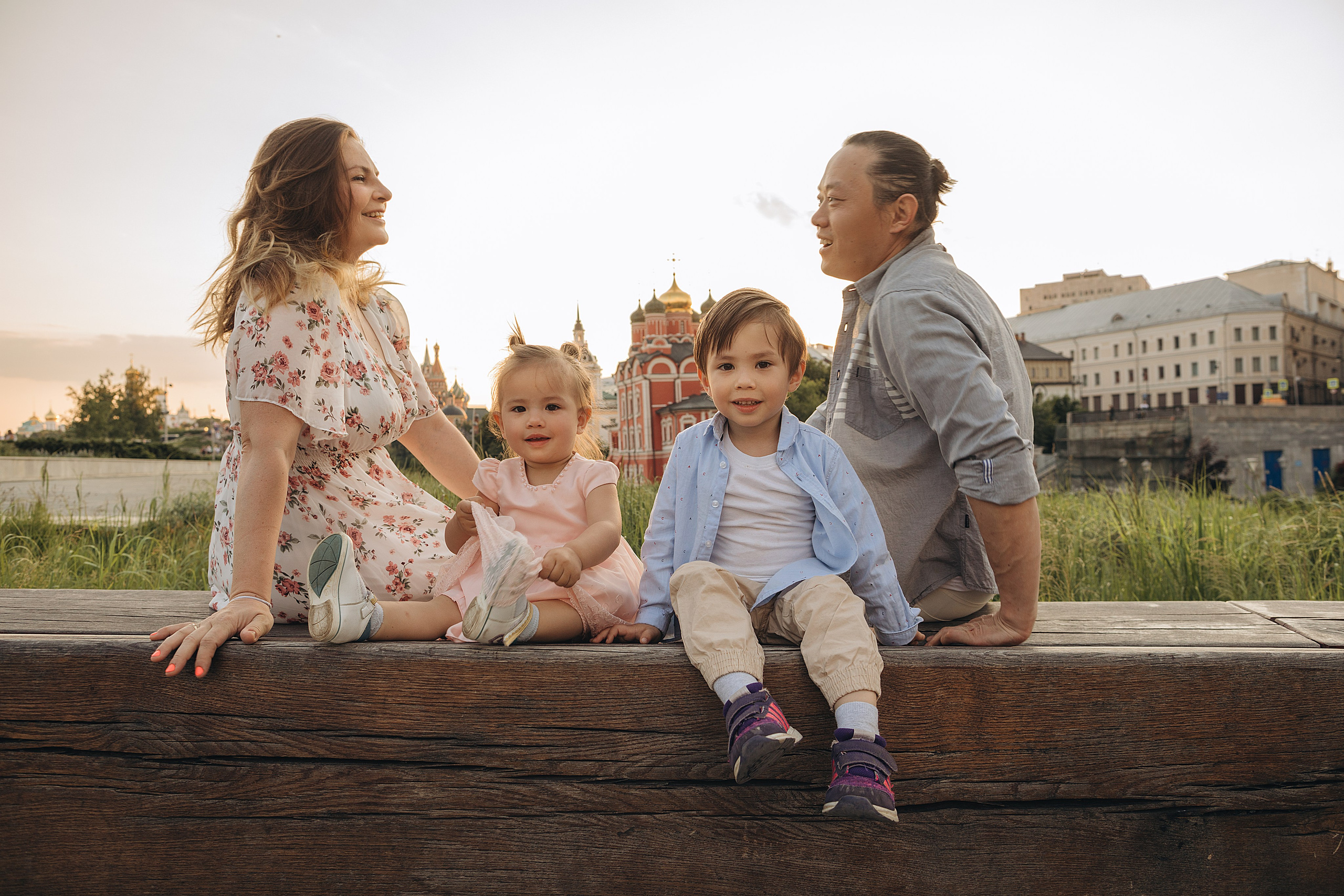 Парк «Зарядье» Катюша семья. Портретный фотограф в Москве и МО Зимина Татьяна