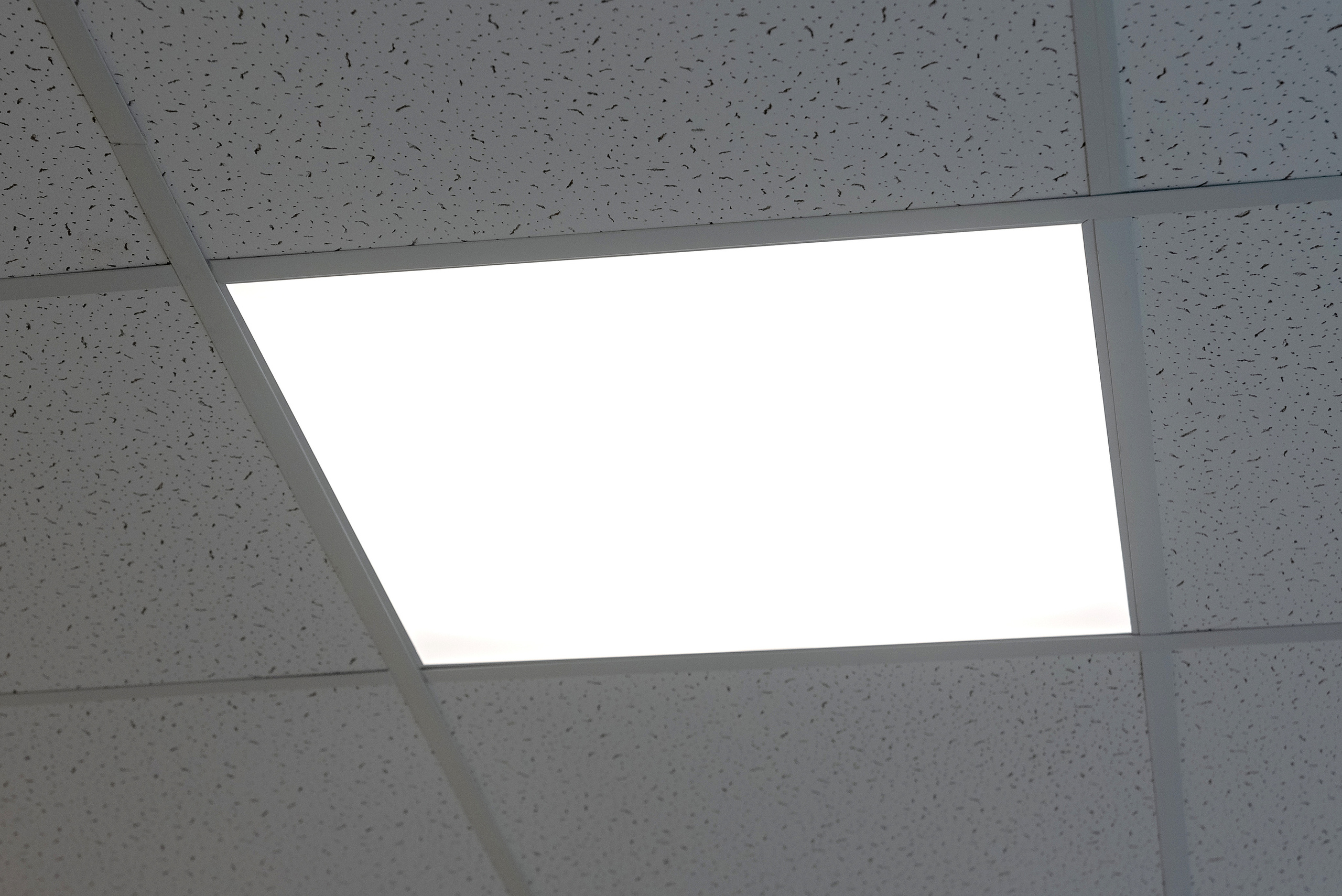 НИИ им. Лодыгина. Световое оборудование на объектах заказчика