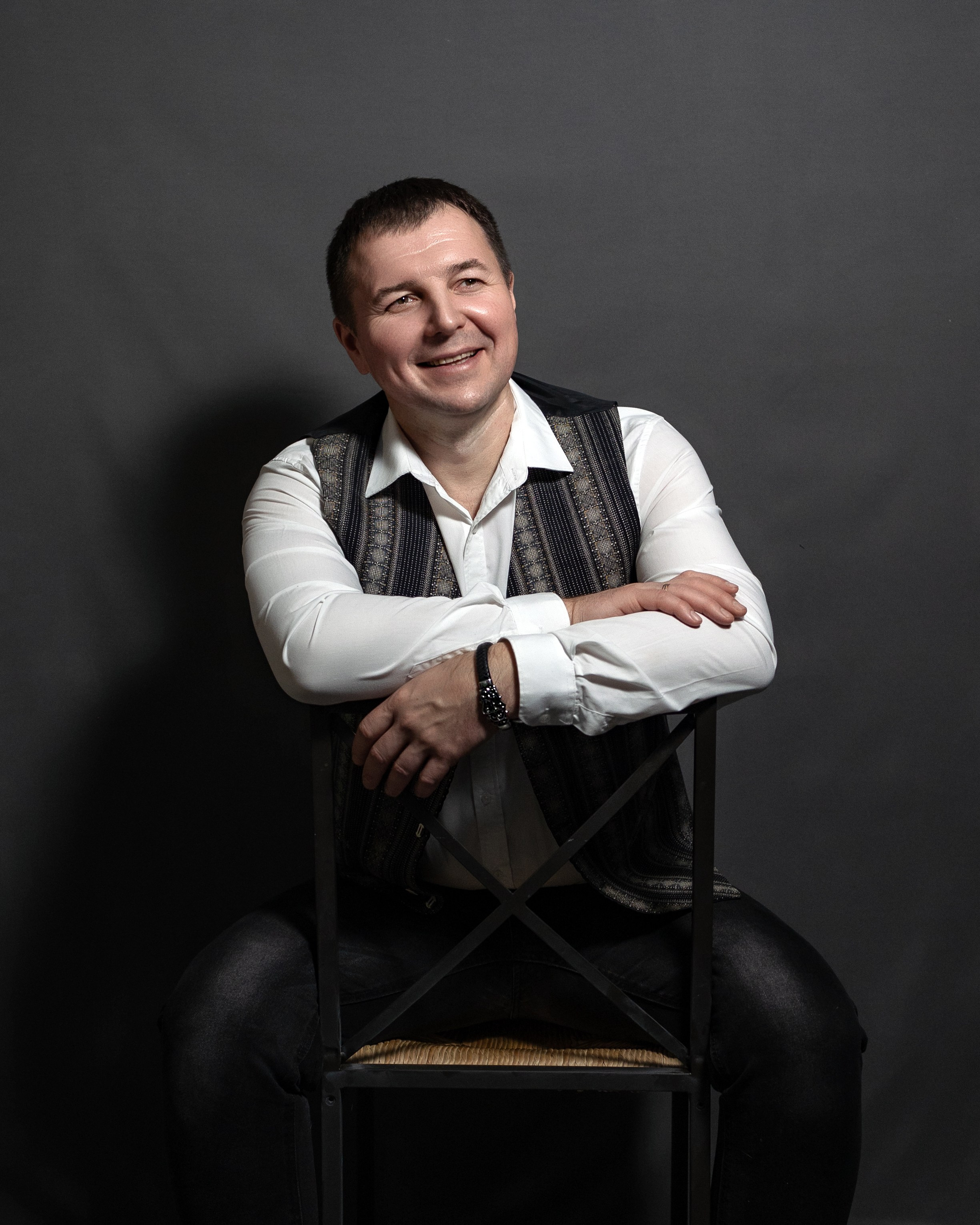 Профессиональная мужская фотосессия в Москве