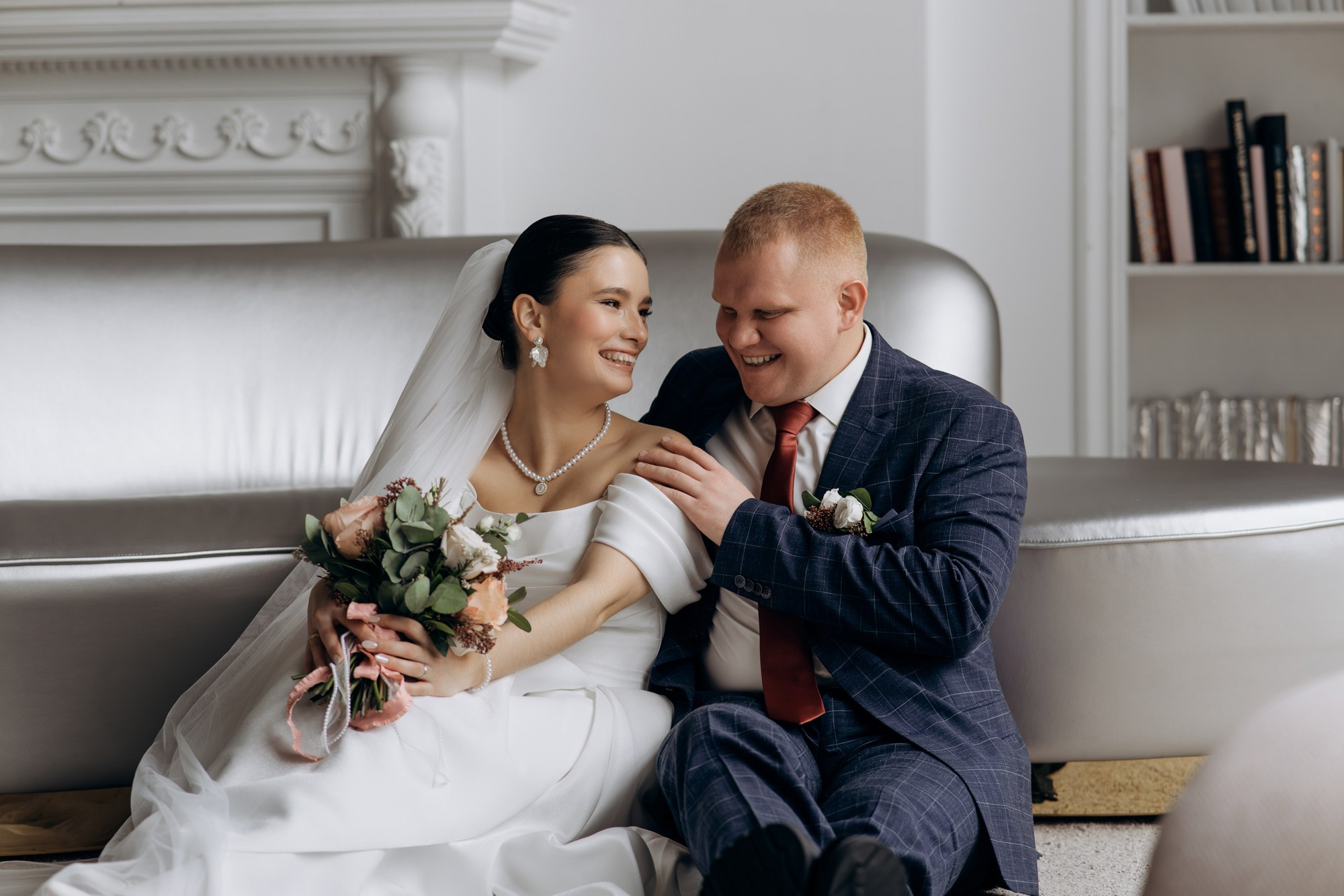 Свадебная фотосессия в студии. Свадебный и репортажный фотограф в Ярославле Евгений Сальников