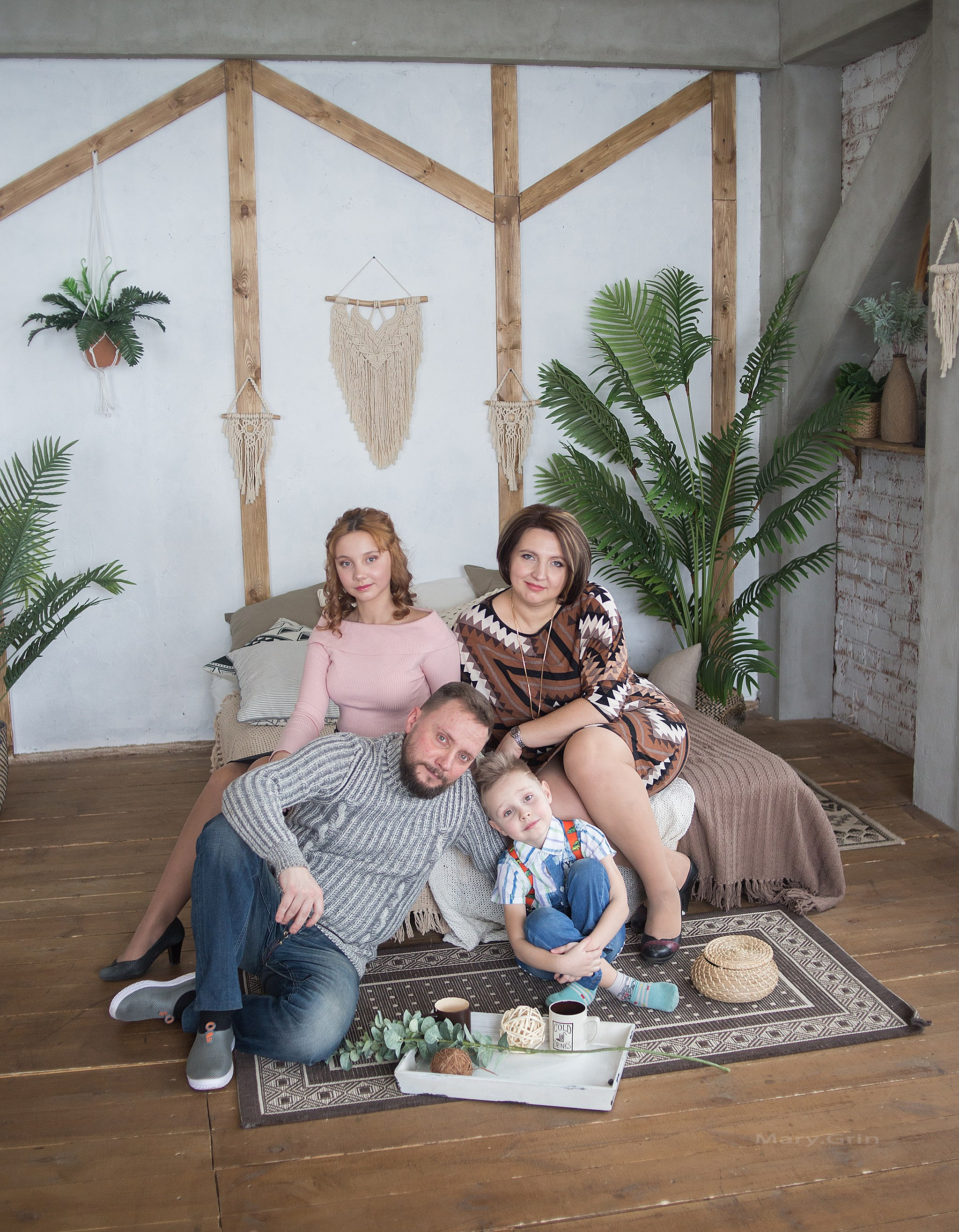 Студийная фотосессия семьи Александра и Марии. Детский и семейный фотограф, фотограф мероприятий Нижний Новгород