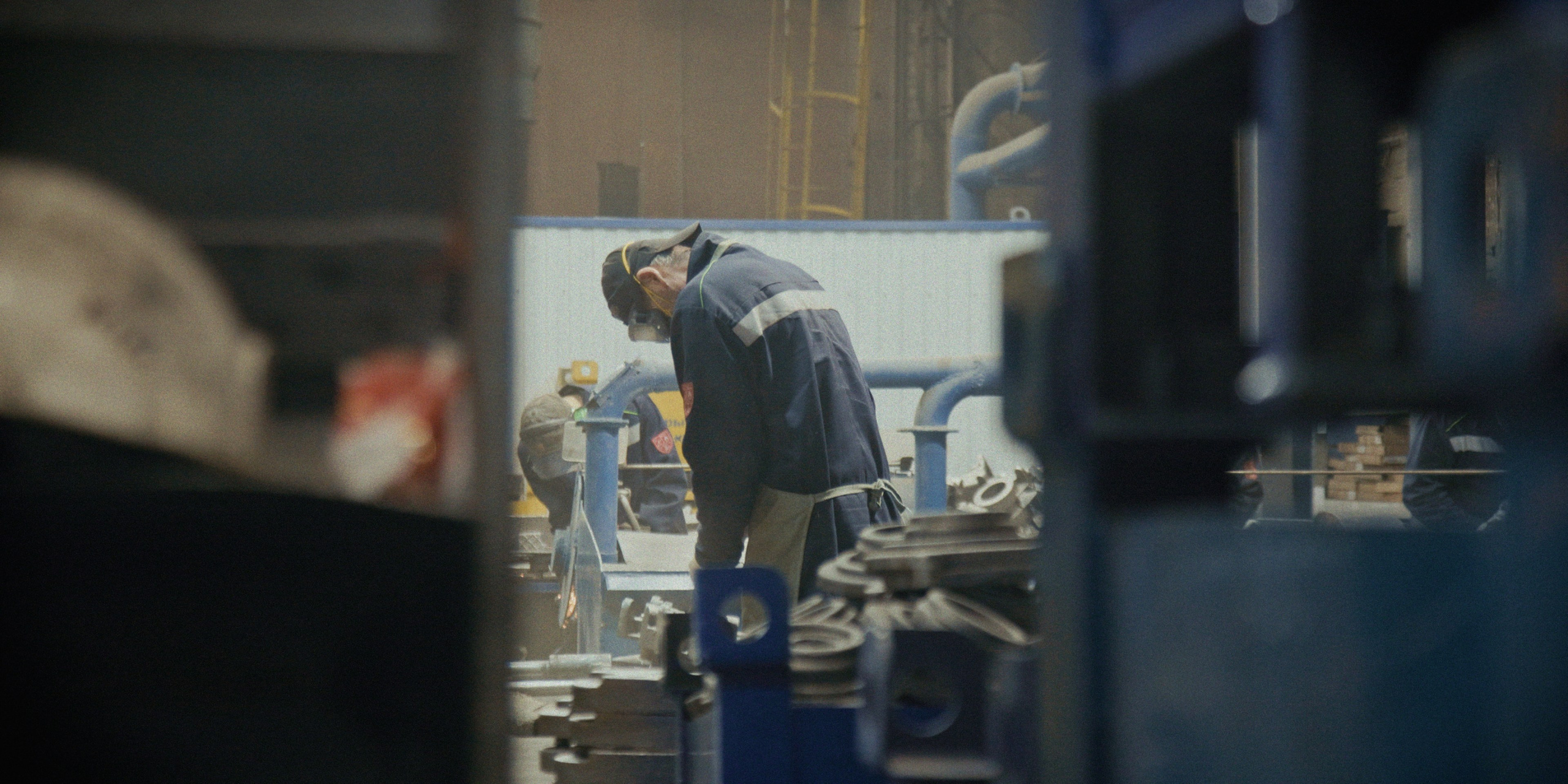 Кировский завод (documentary). Цветокоррекция видео онлайн Иван Сержанов