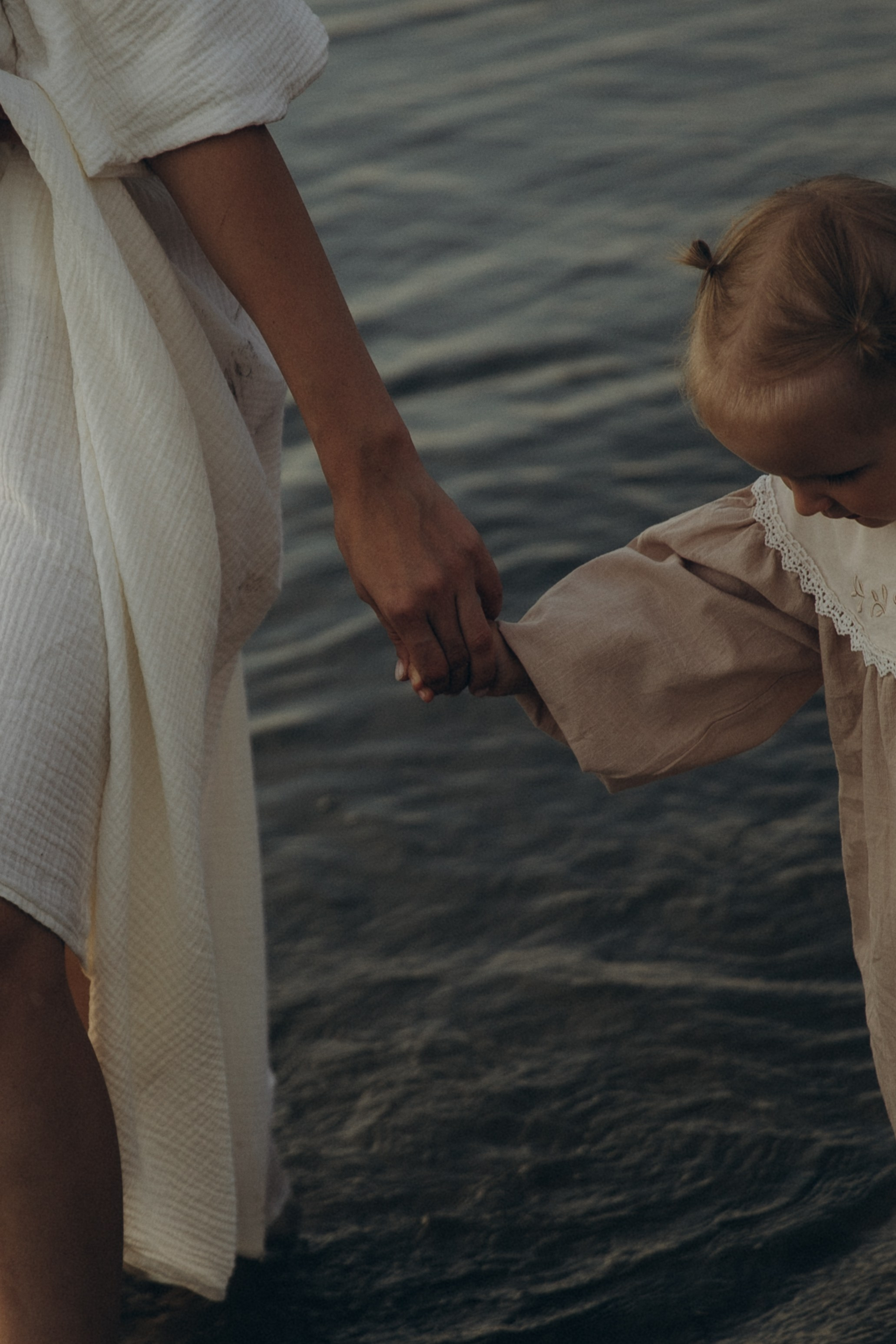 У озера. Фотограф  Челябинск Варвара Шарапова