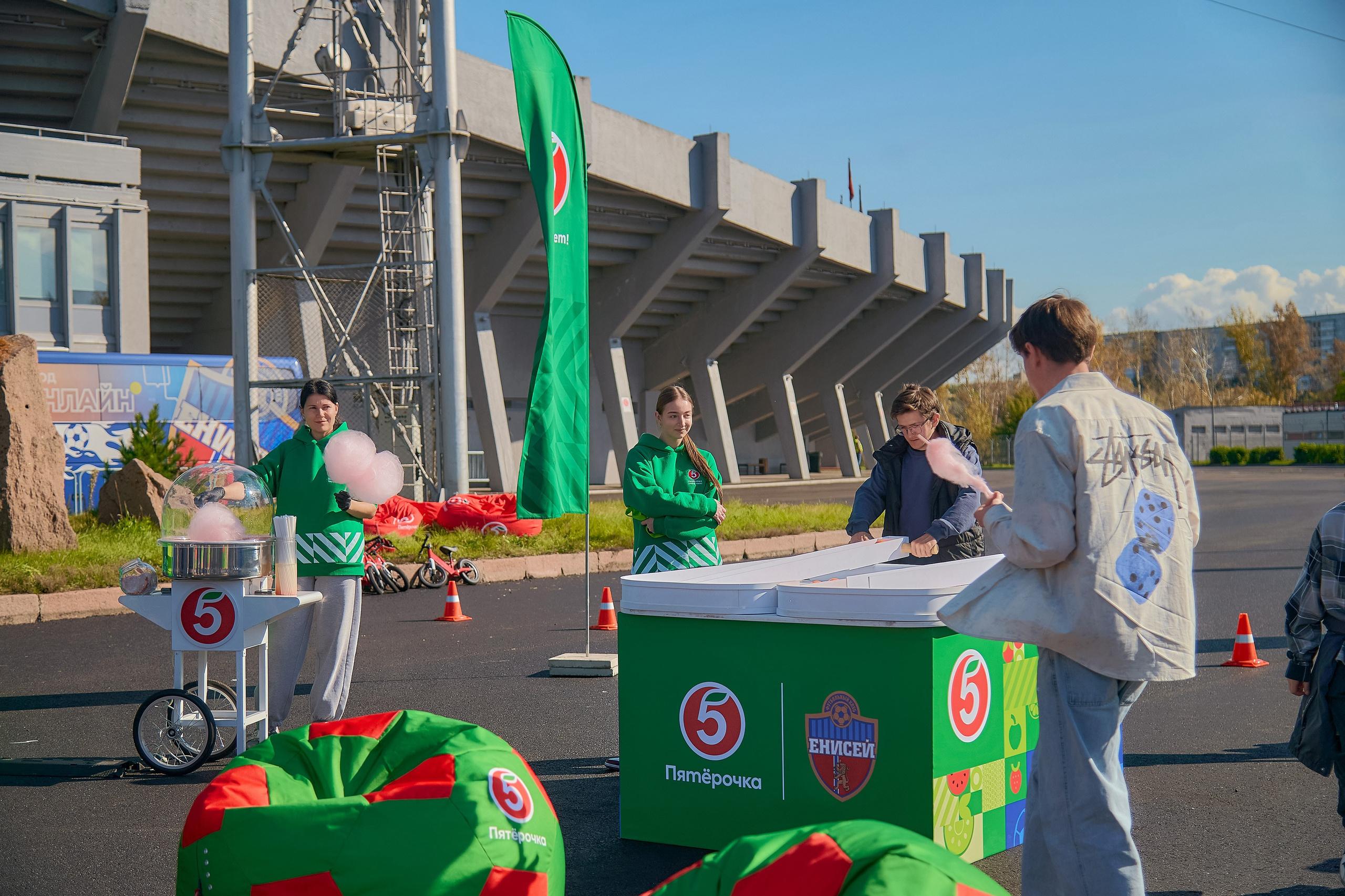 Фестиваль от супермаркета «Пятёрочка». Фотограф Яковлев Роман — Красноярск