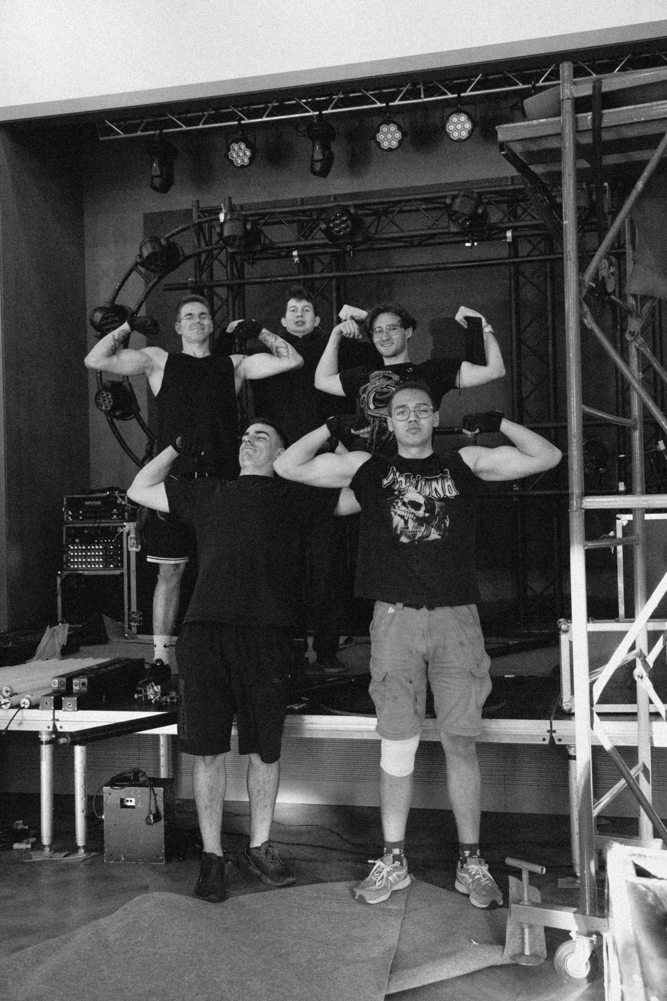 Бэки монтаж